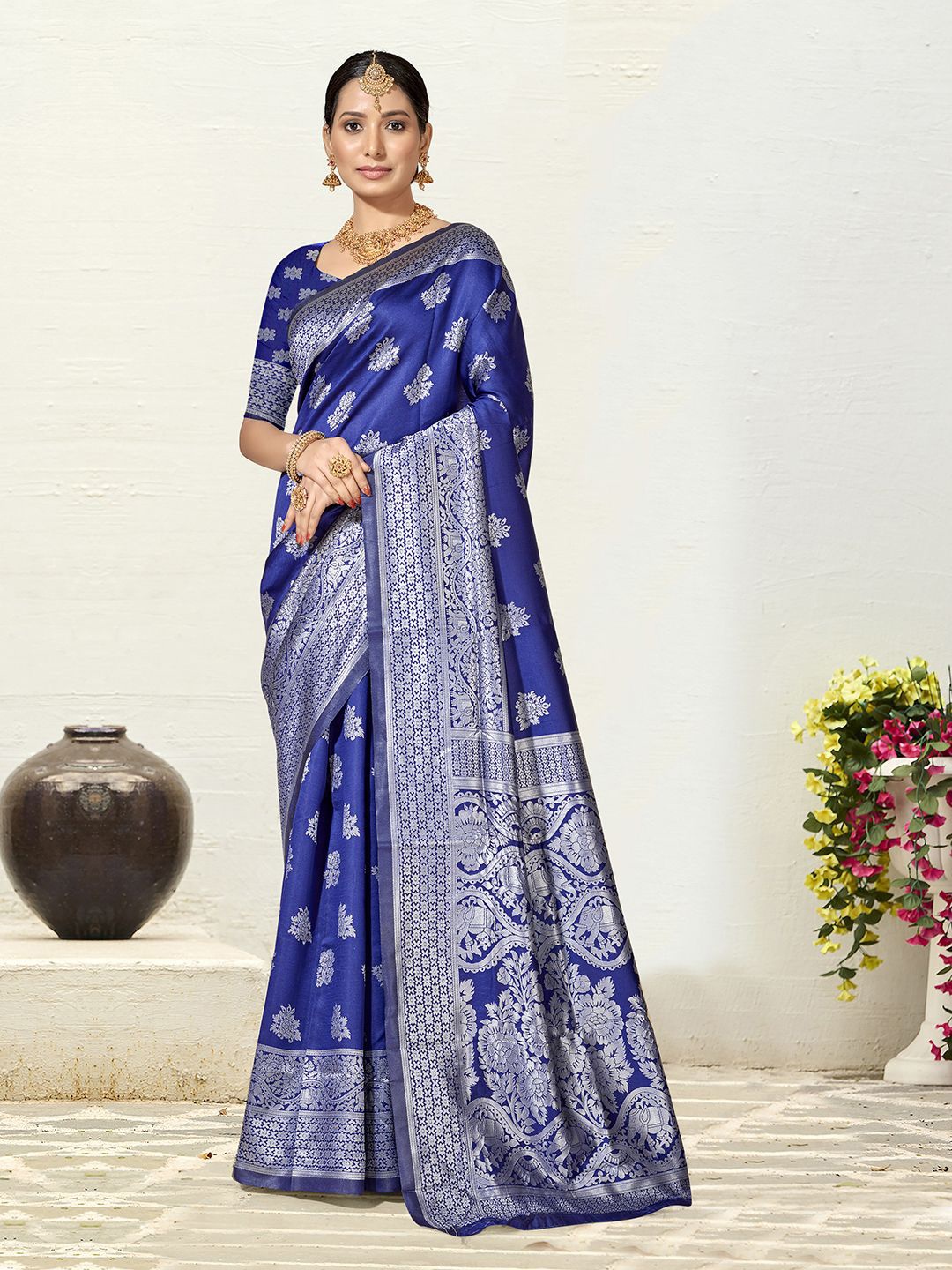 

sagarika Ethnic Motifs Zari Banarasi Saree, Blue