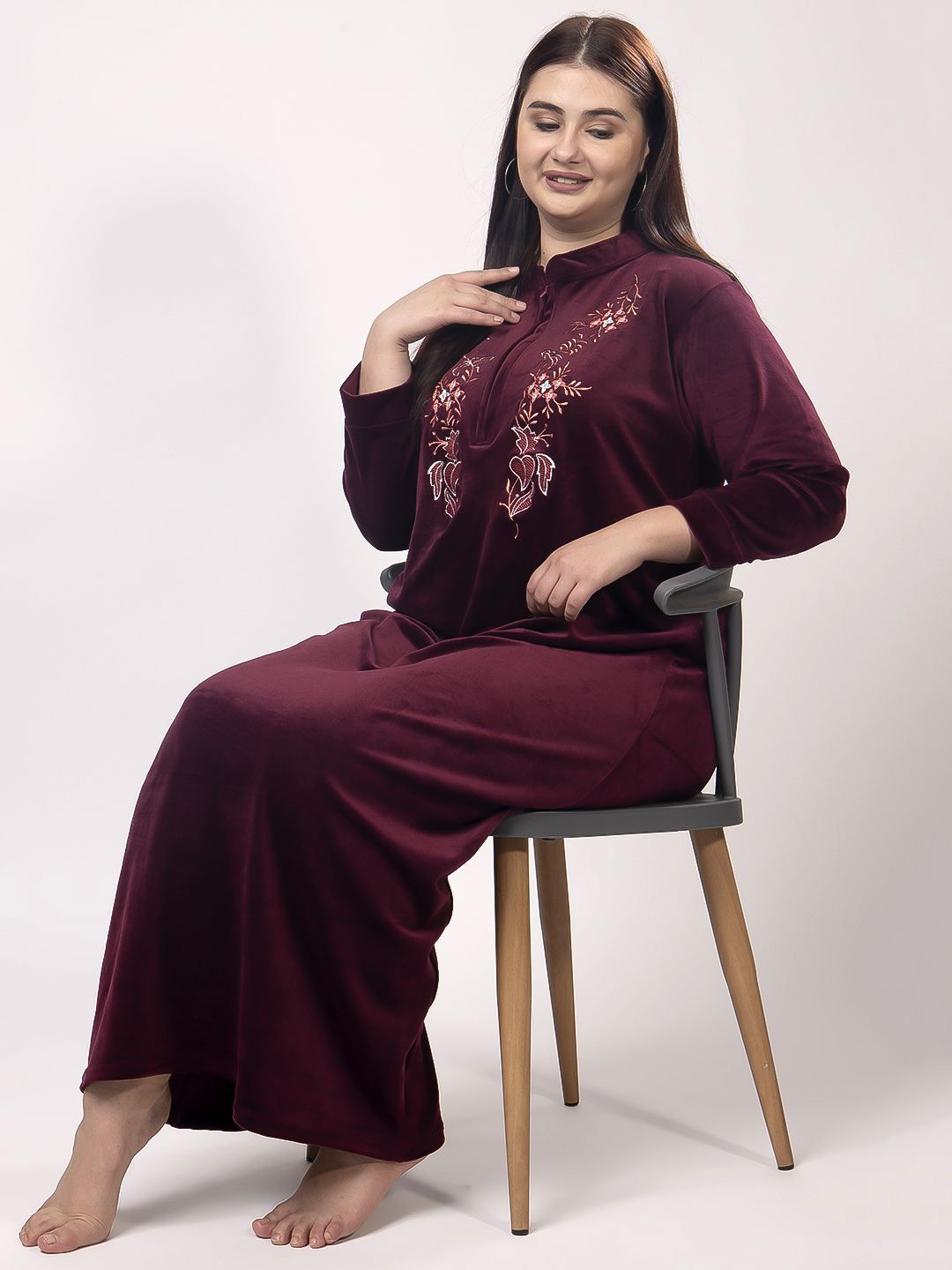 

CHUI MUI Women Embroidered Maxi Sweat Nightdress, Violet