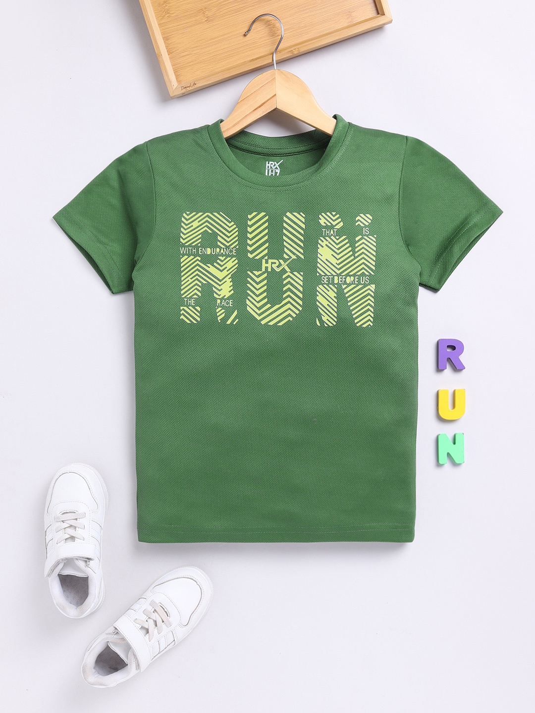 

HRX by Hrithik Roshan Boys Typography Printed Rapid-Dry T-shirt, Green