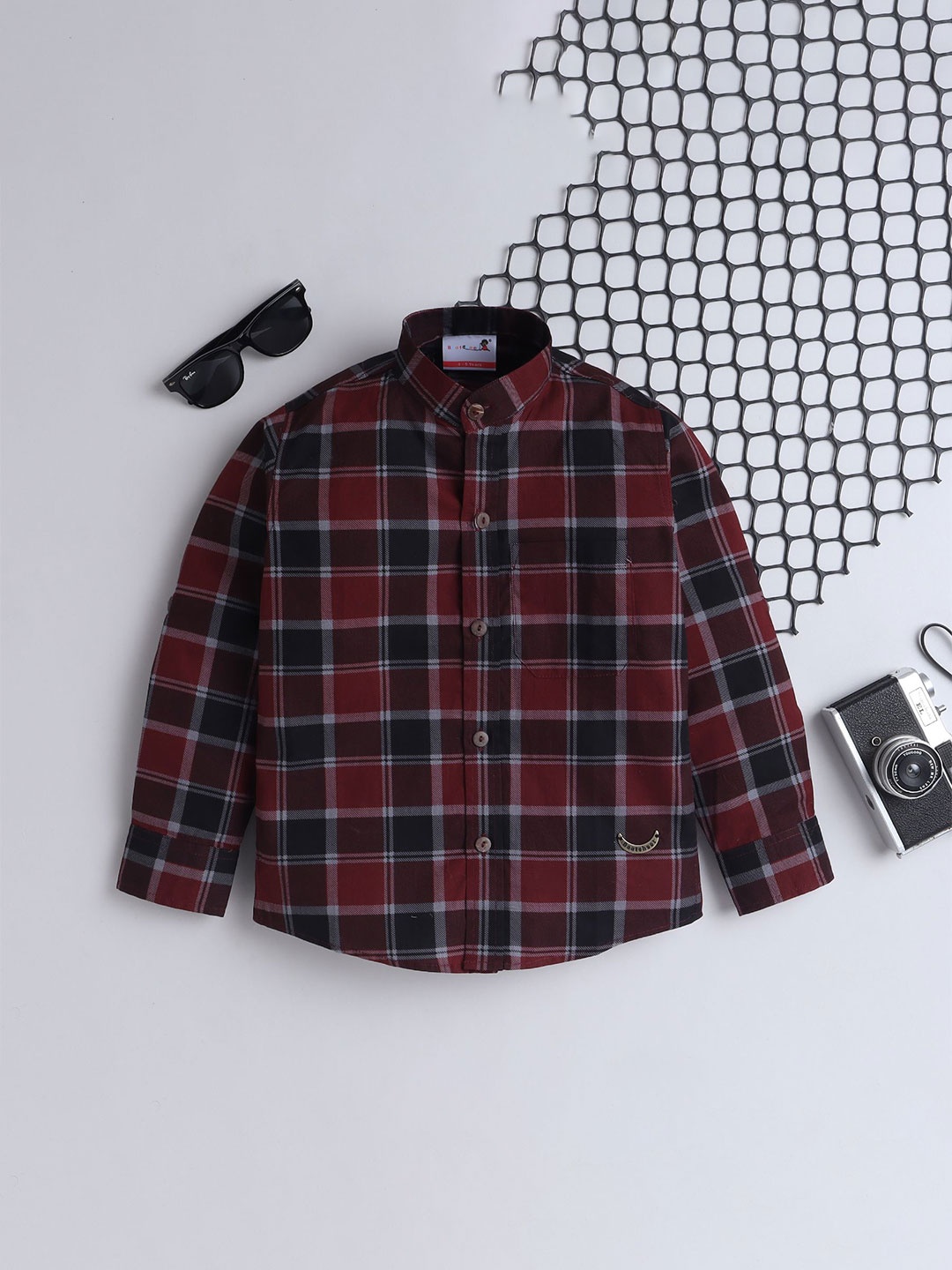 

BAATCHEET Boys Opaque Checked Party Shirt, Red