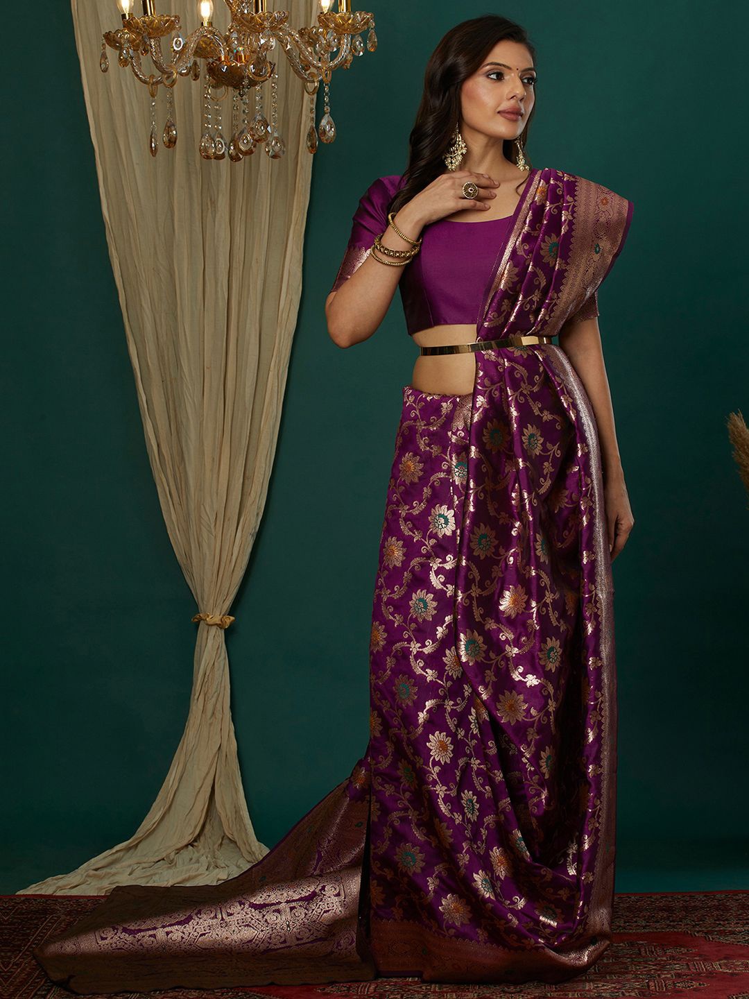 

Satrani Ethnic Motifs Zari Banarasi Saree, Magenta