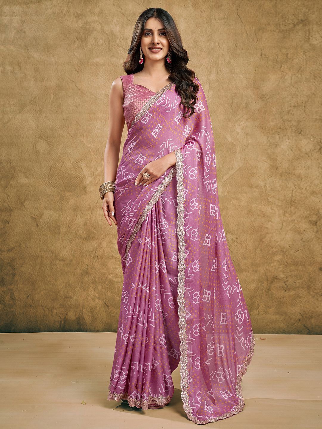 

Satrani Bandhani Sequinned Pure Chiffon Bandhani Saree, Pink