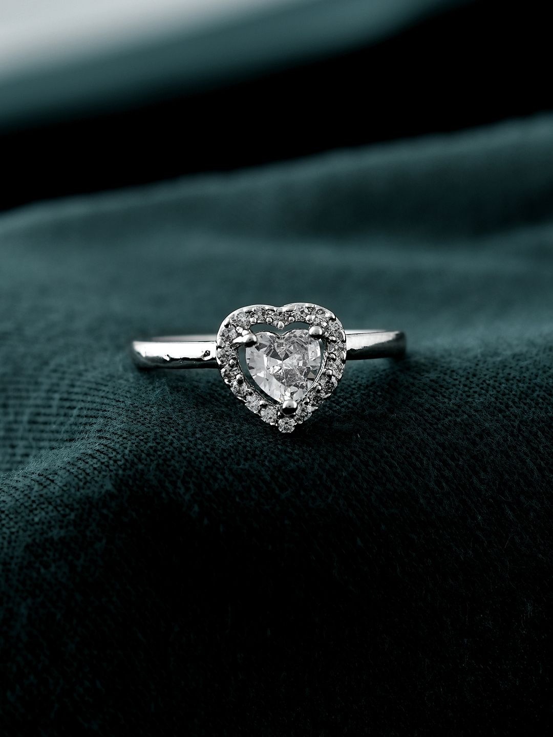 

Voylla Rhodium-Plated AD Studded Valentine's Day Lover's Bliss Solitaire Finger Ring, Silver