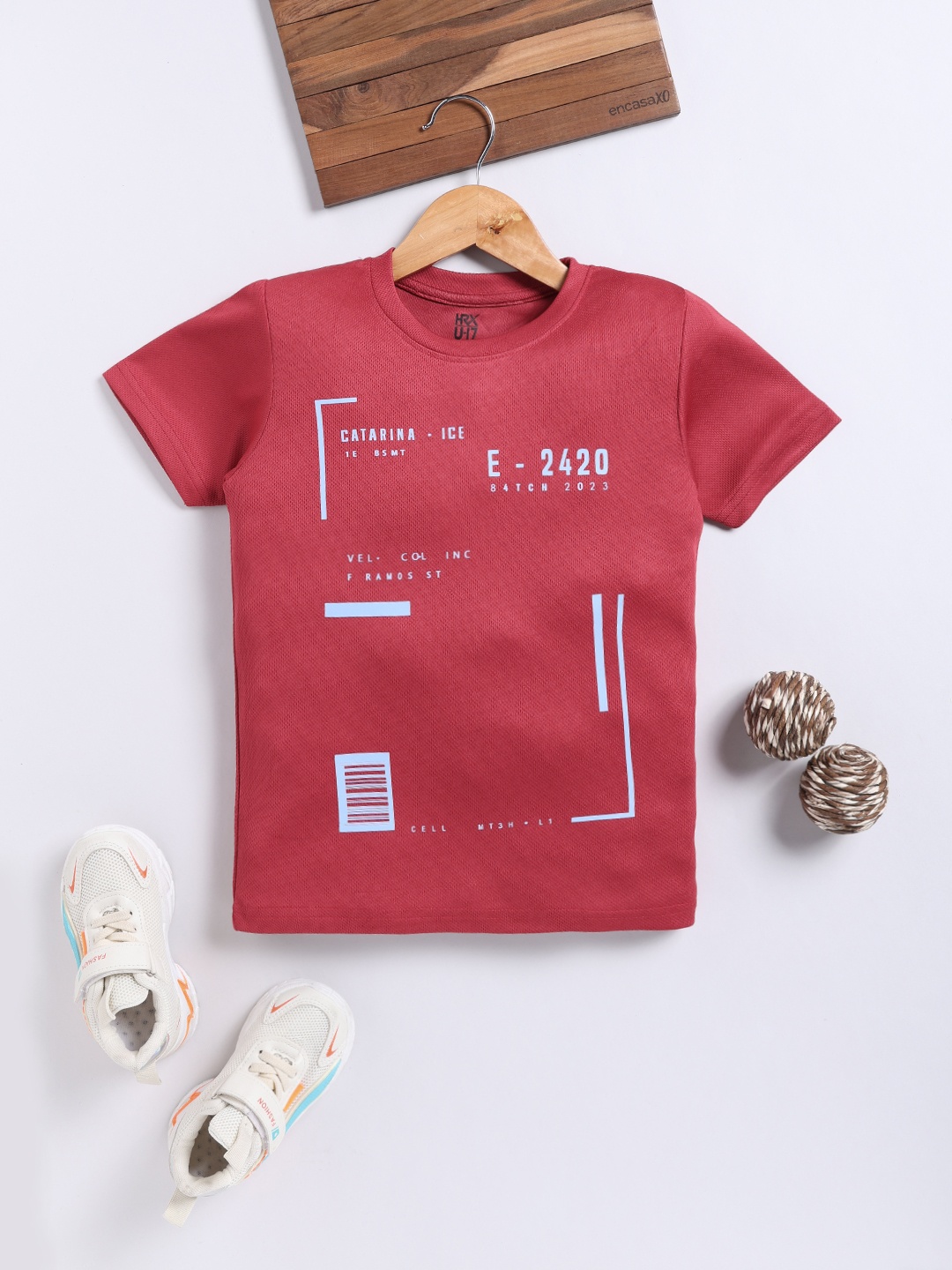 

HRX by Hrithik Roshan Boys Typography Printed Rapid-Dry T-shirt, Maroon