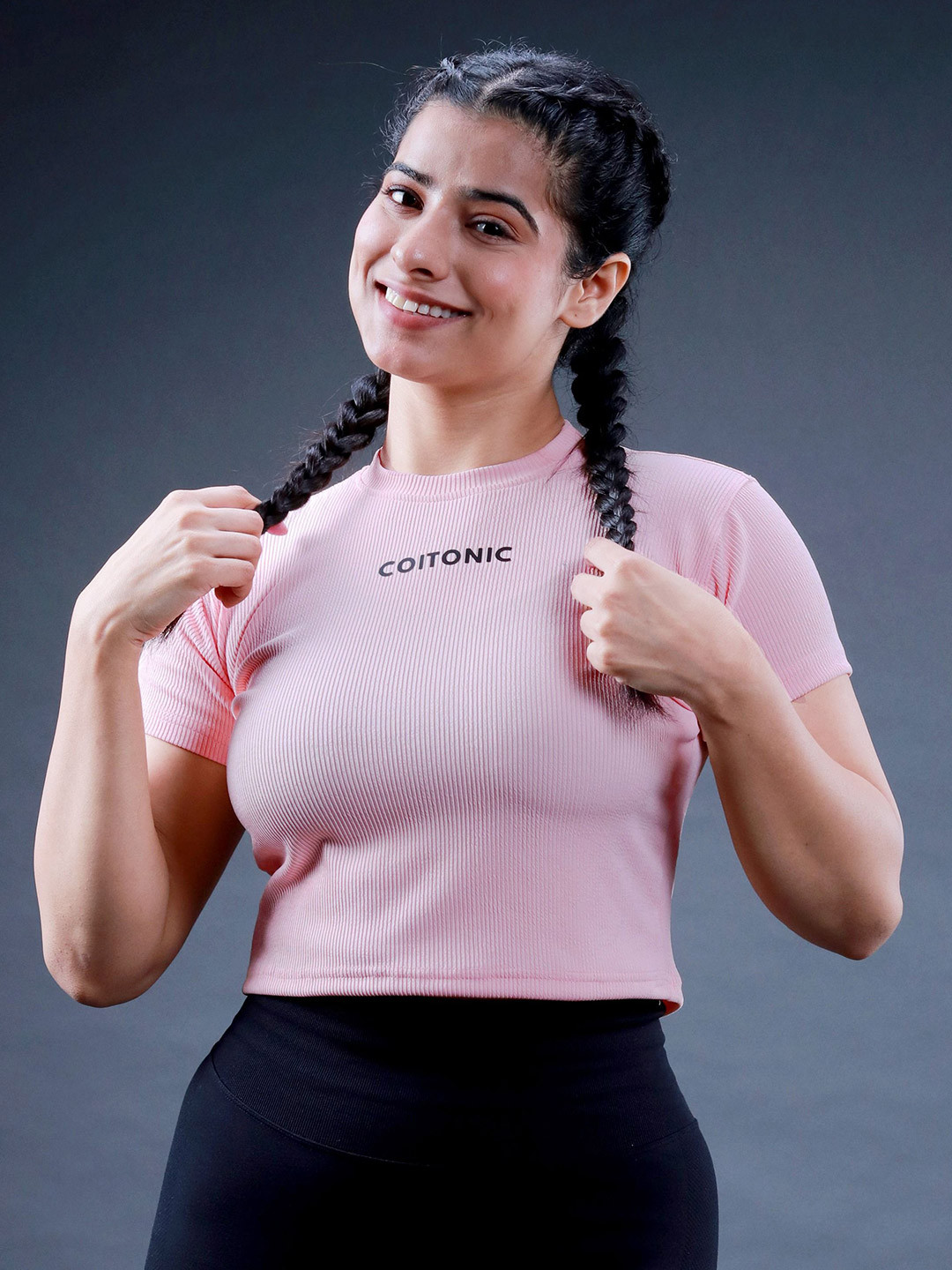 

Coitonic Women Regular Crop Top, Pink