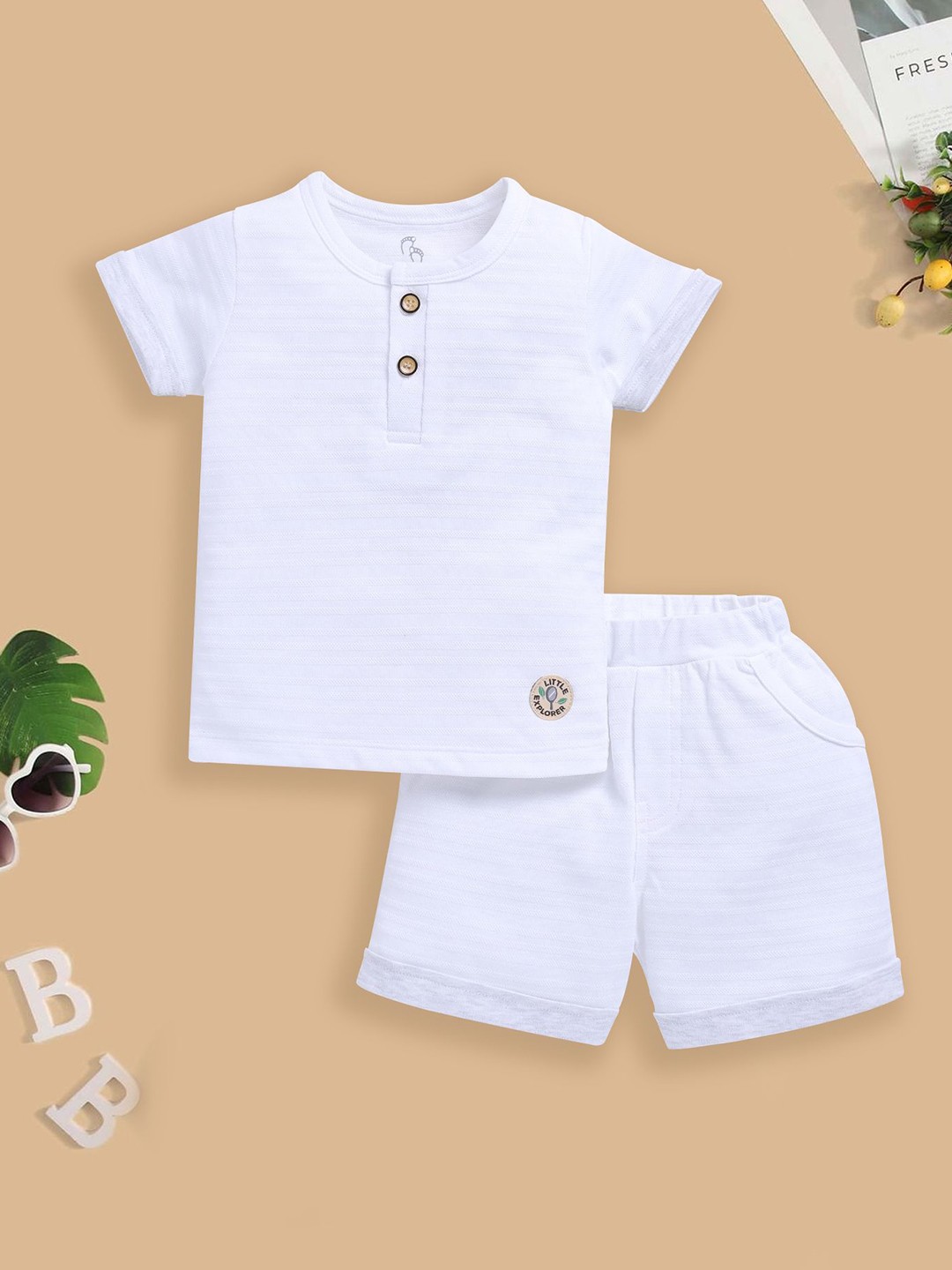 

BABY GO Boys Round Neck Pure Cotton T-Shirt With Shorts, White