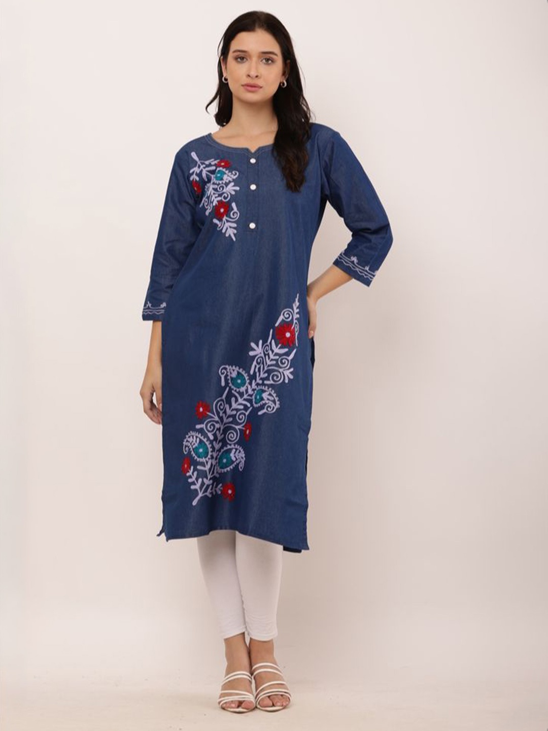 

Sellingsea Women Floral Embroidered Thread Work Denim Kurta, Blue