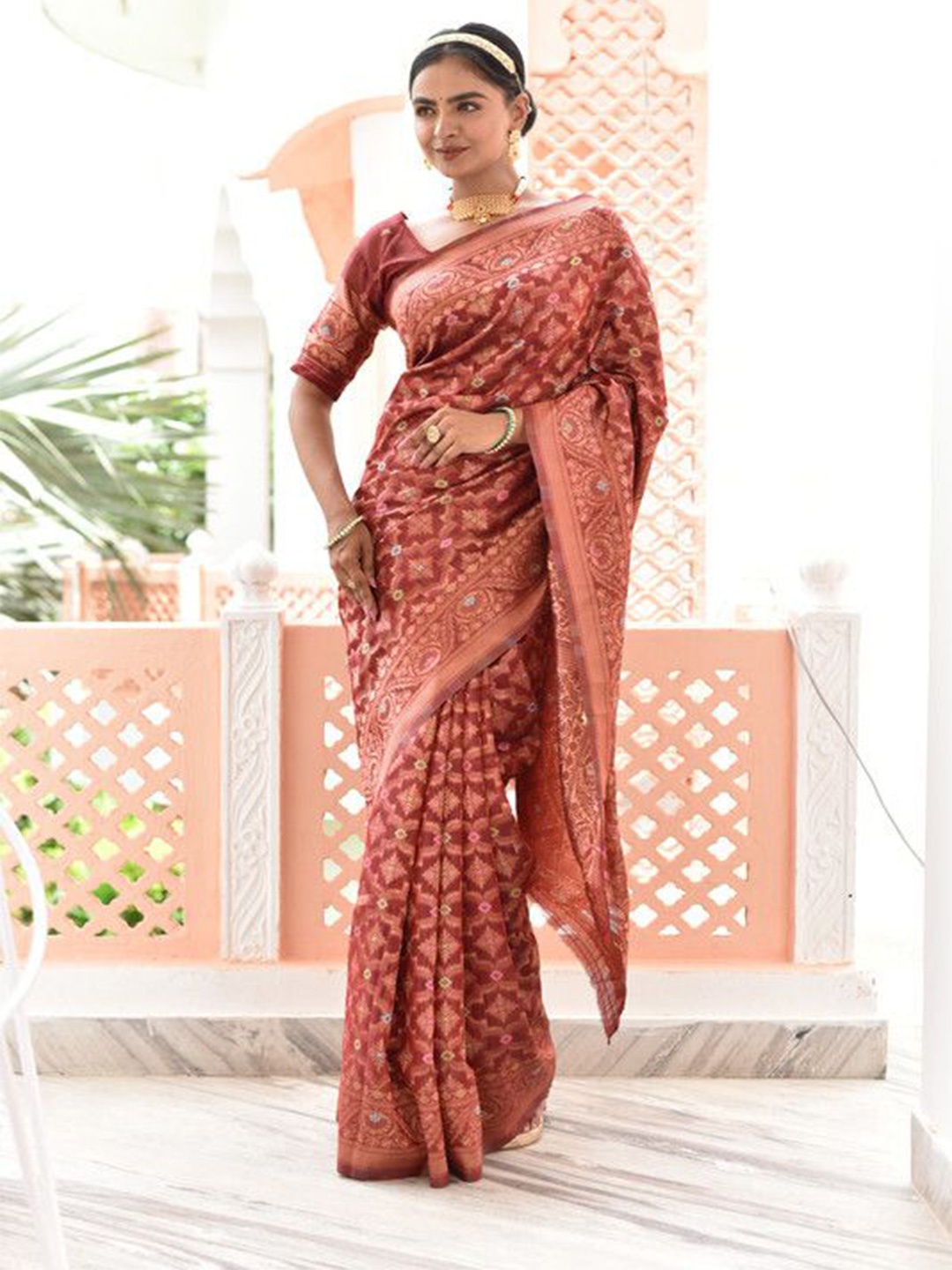 

sagarika Woven Design Zari Chanderi Saree, Maroon