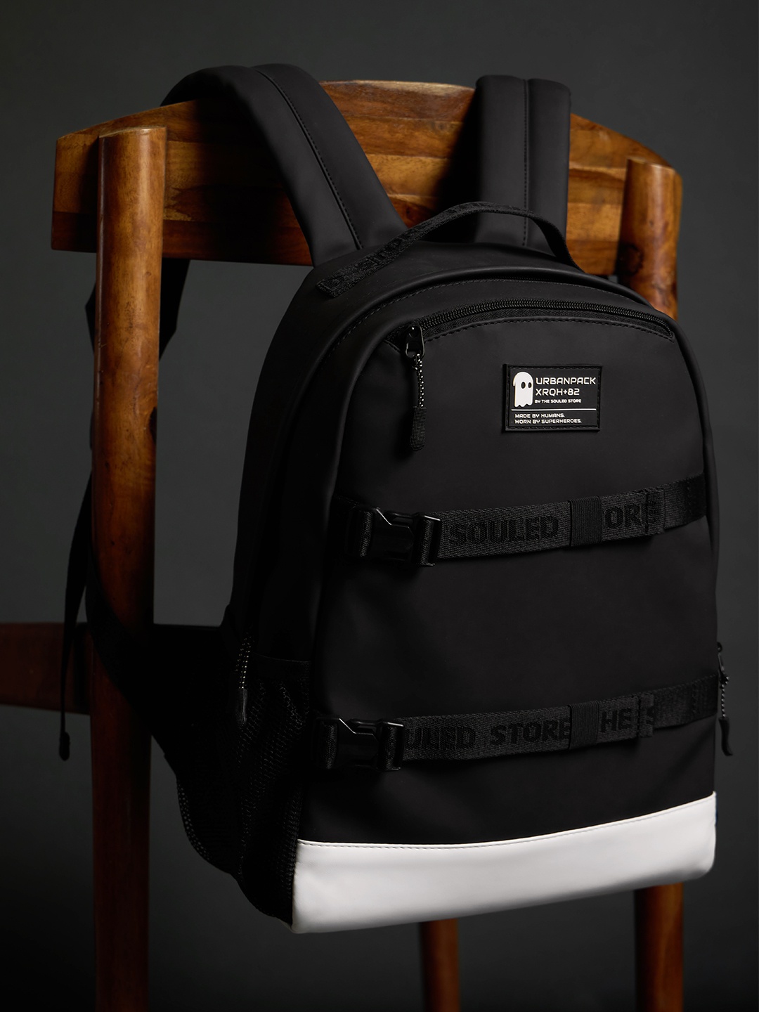 

The Souled Store Unisex Typography Printed Backpack, Black
