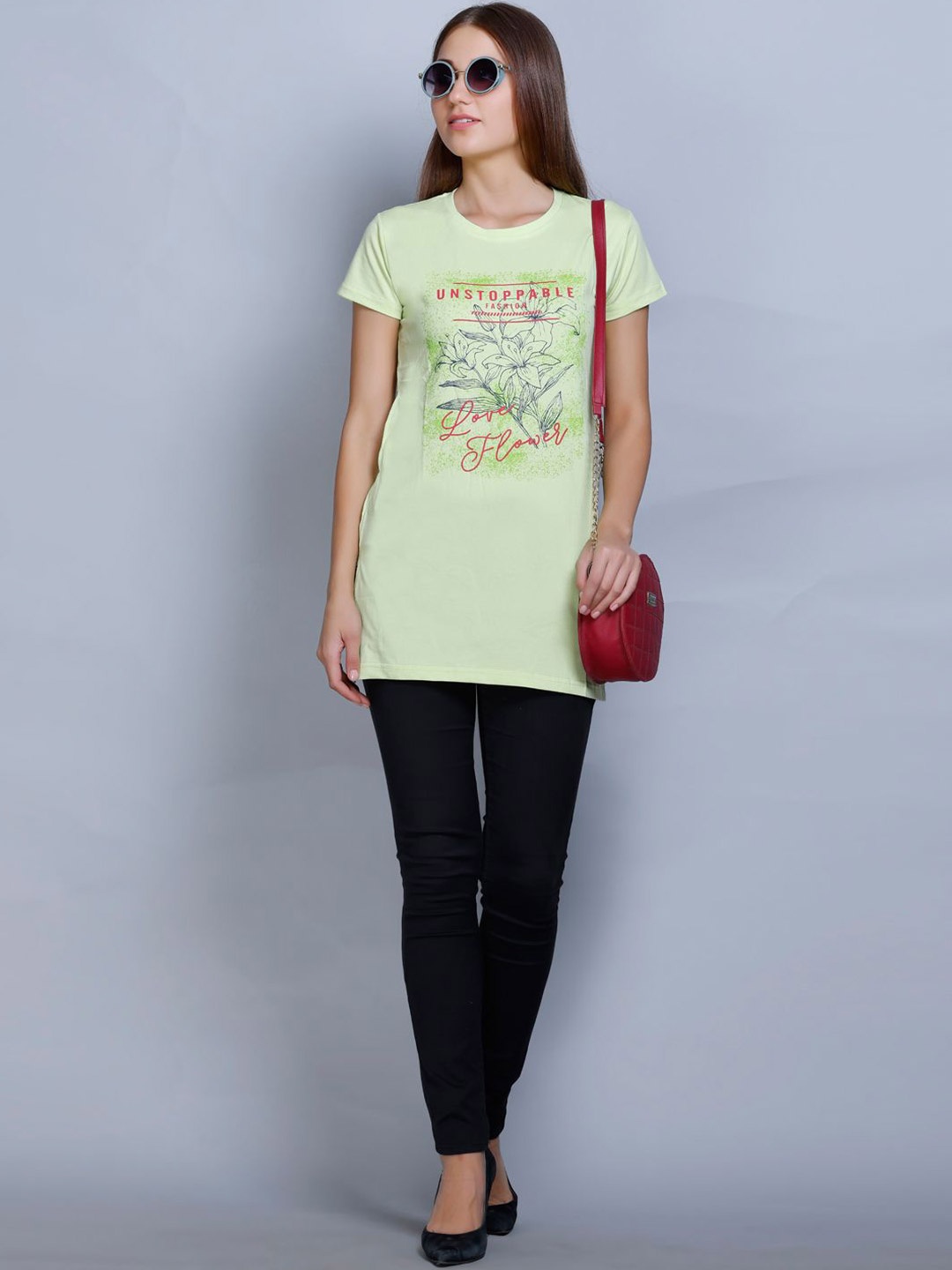 

Wool's Kart Graphic Printed Cotton Tshirts, Green