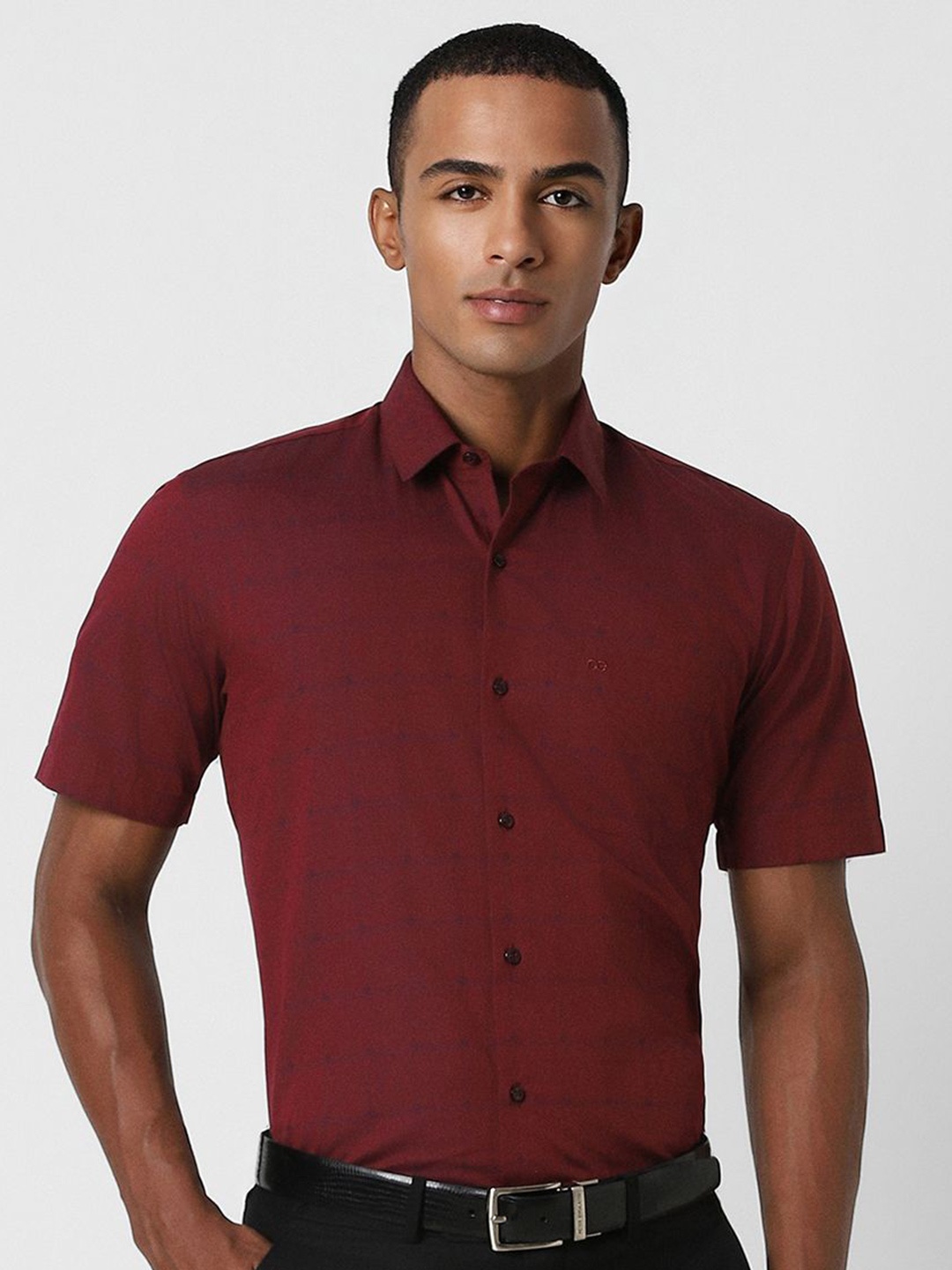 

Peter England Men Slim Fit Spread Collar Solid Cotton Casual Shirt, Maroon