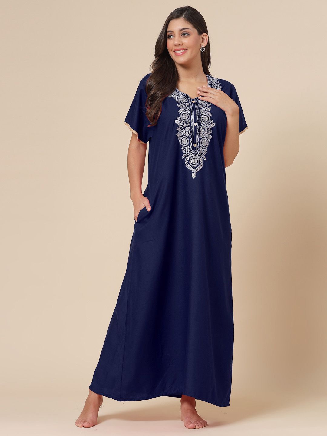 

CHUI MUI Embroidered Maxi Nightdress, Navy blue