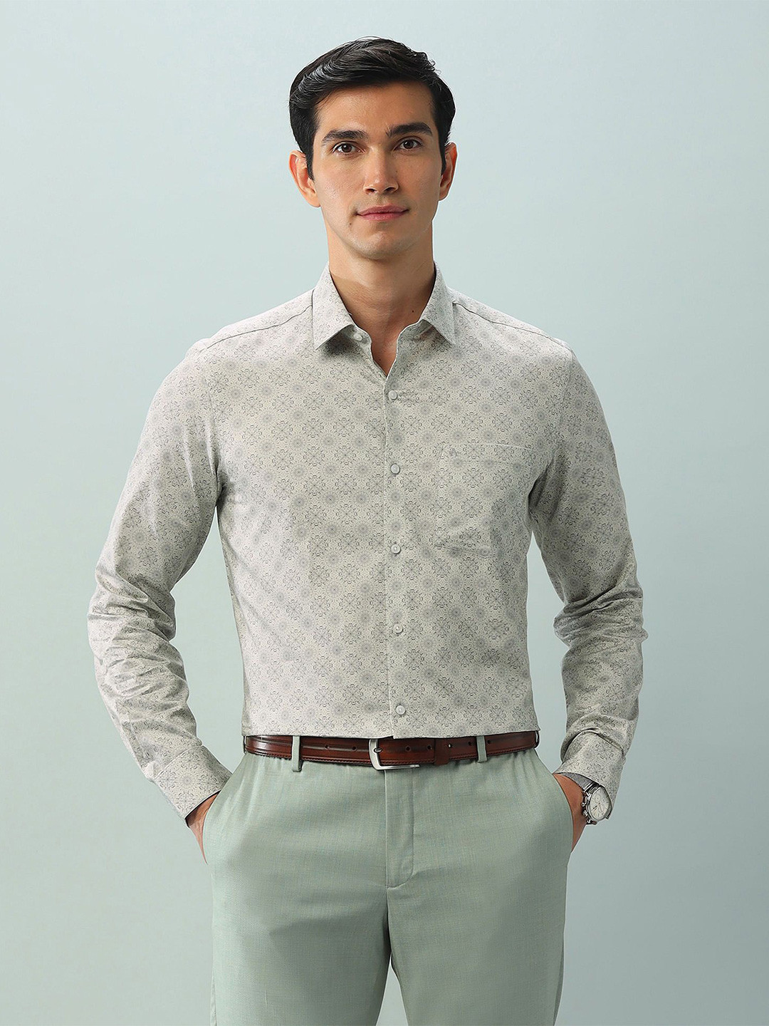 

Arrow Men Slim Fit Floral Opaque Printed Casual Shirt, White