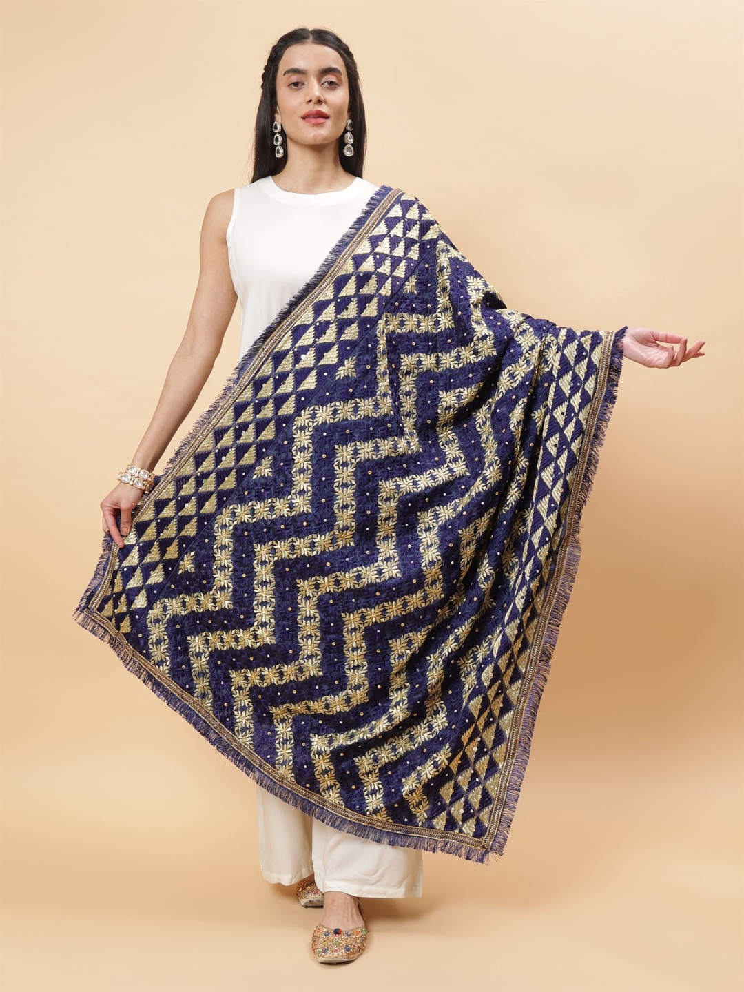 

Moda Chales Ethnic Motifs Embroidered Mirror Work Phulkari Dupatta, Navy blue