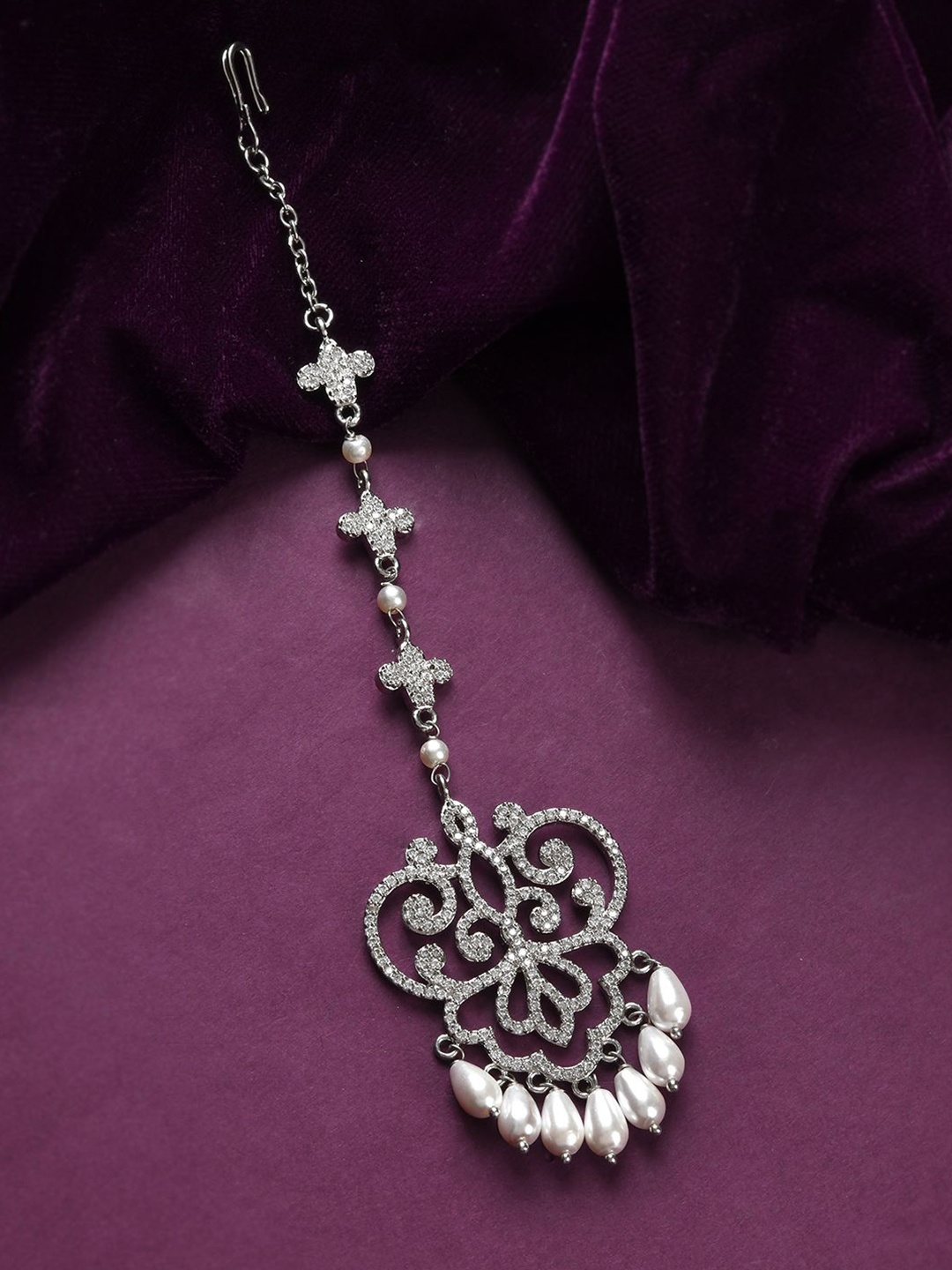 

Voylla Royal Romance Valentine Rhodium-Plated AD Studded Maang Tikka Head Jewellery, Silver