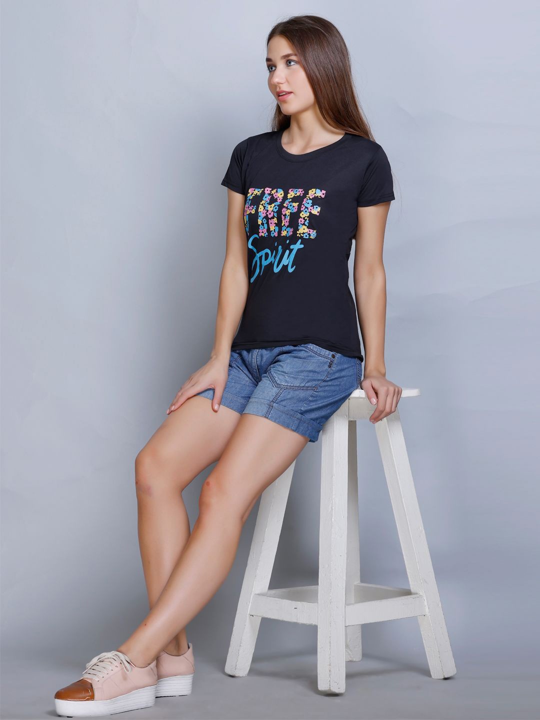 

Wool's Kart Women Printed Round Neck Cotton Top, Black