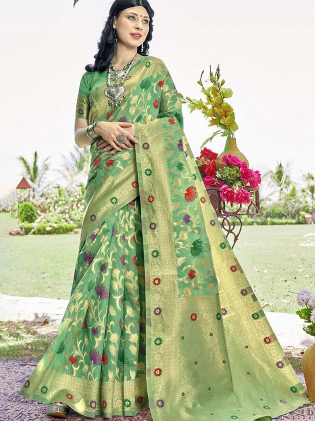 

sagarika Woven Design Zari Chanderi Saree, Green