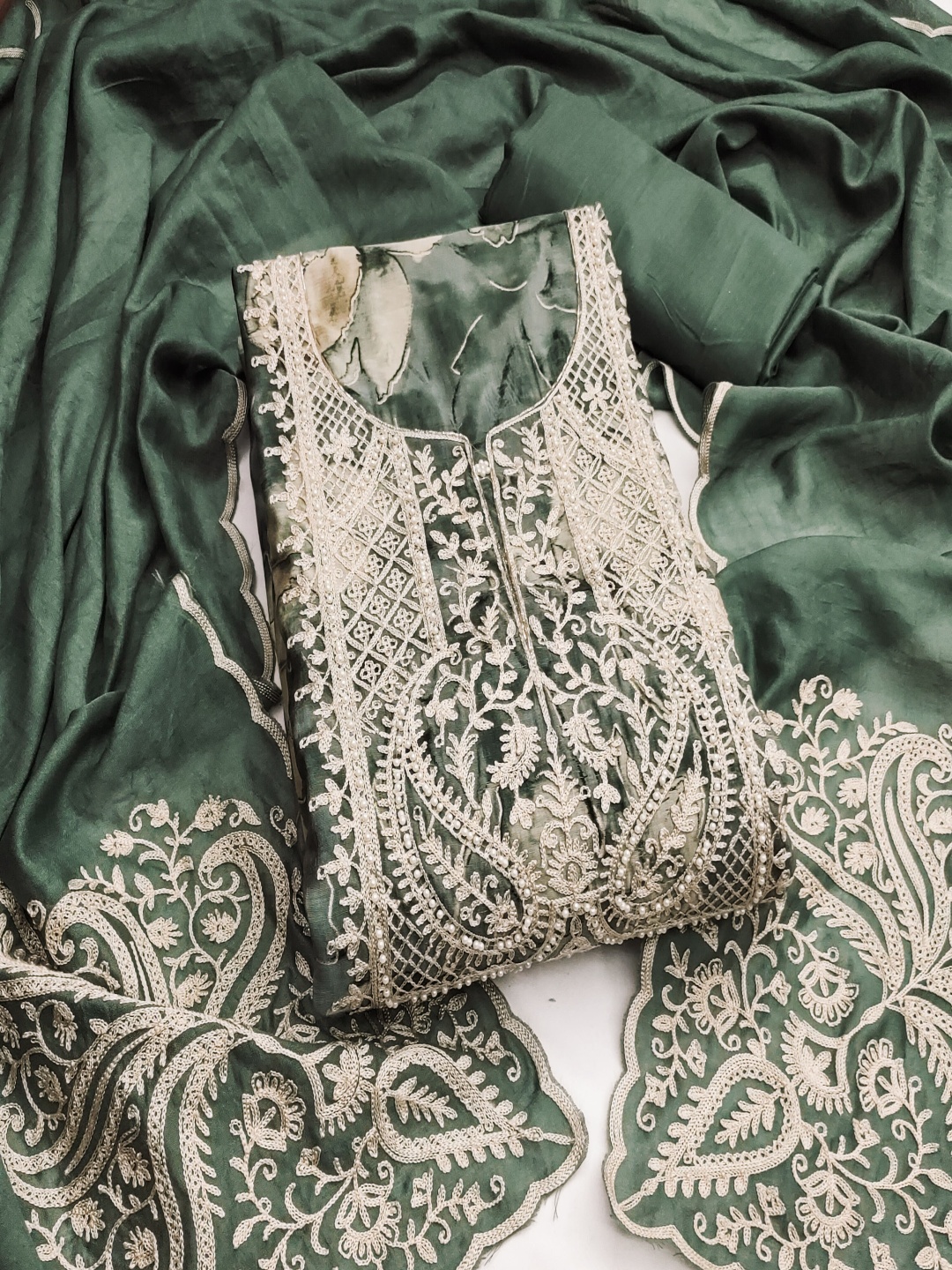 

HERE&NOW Floral Embroidered Beads and Stones Unstitched Dress Material, Sea green