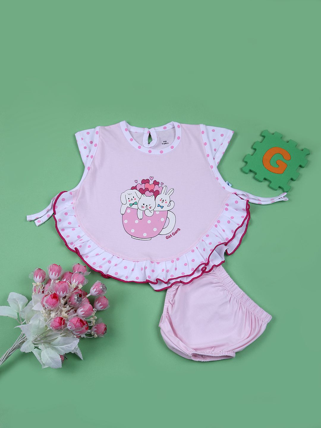 

V-Mart Girls Printed Round Neck Pure Cotton Top With Shorts, Pink