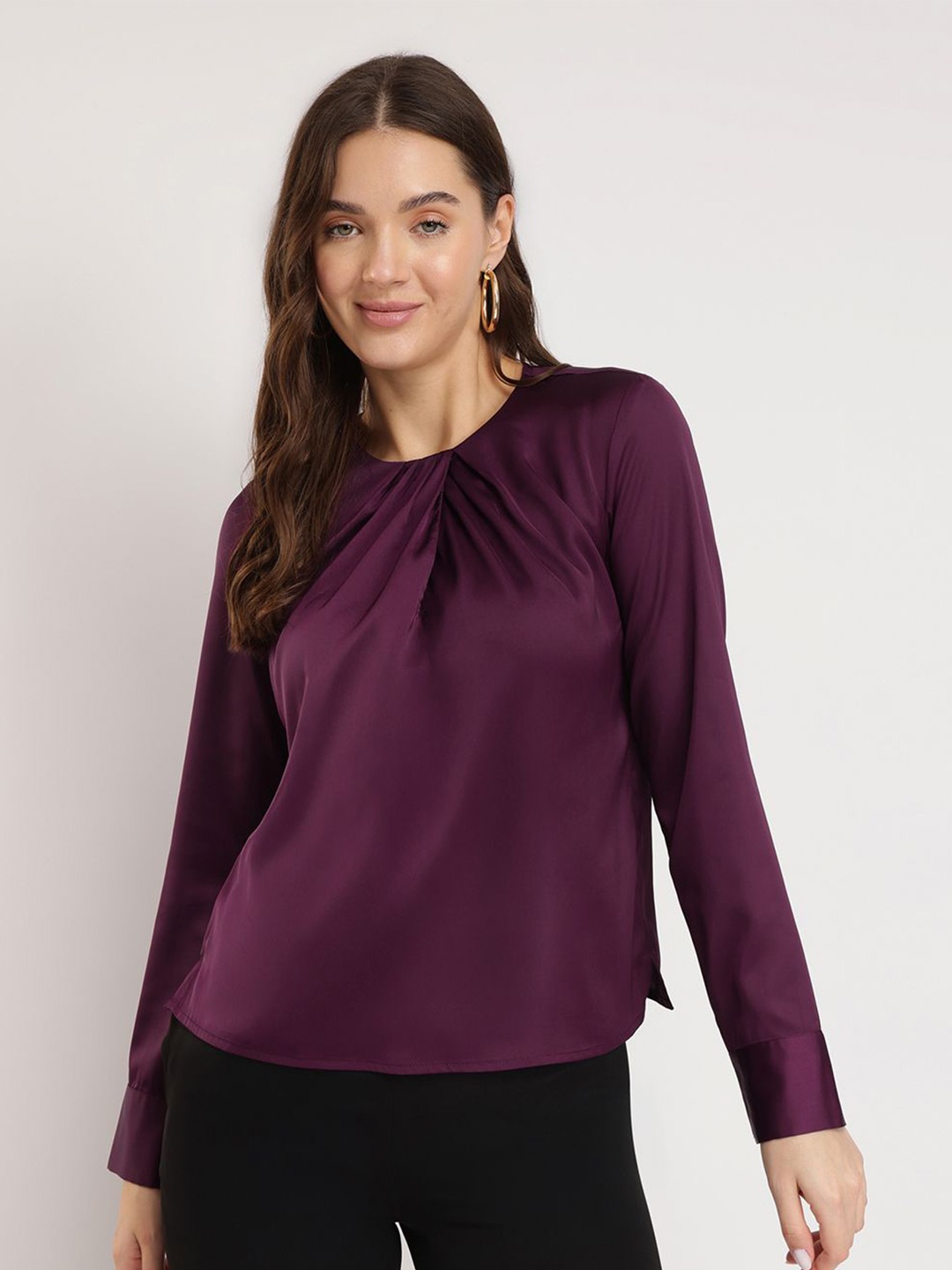 

FableStreet Satin Top, Burgundy