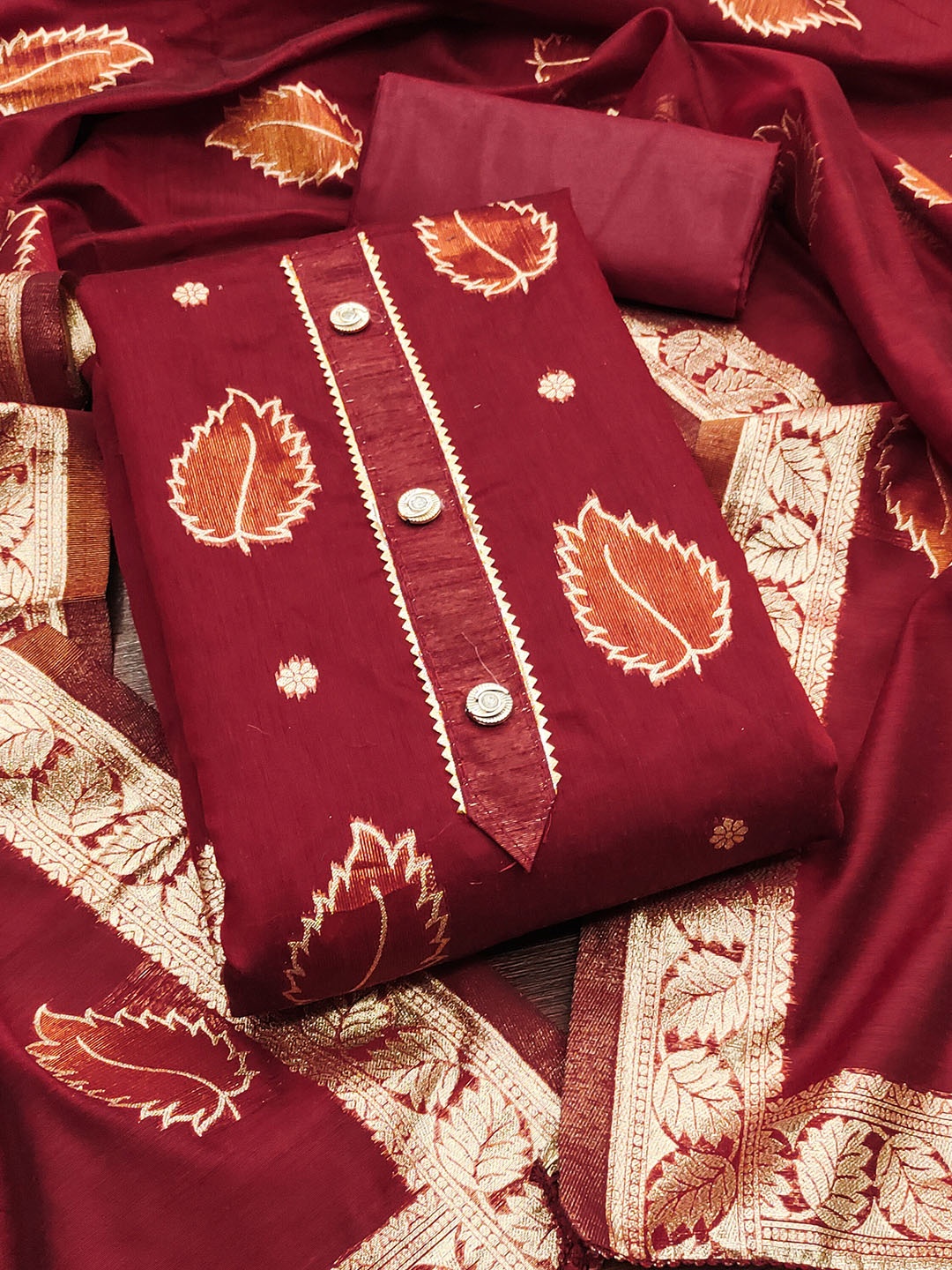 

HERE&NOW Floral Woven Design Gotta Patti Jacquard Unstitched Dress Material, Maroon