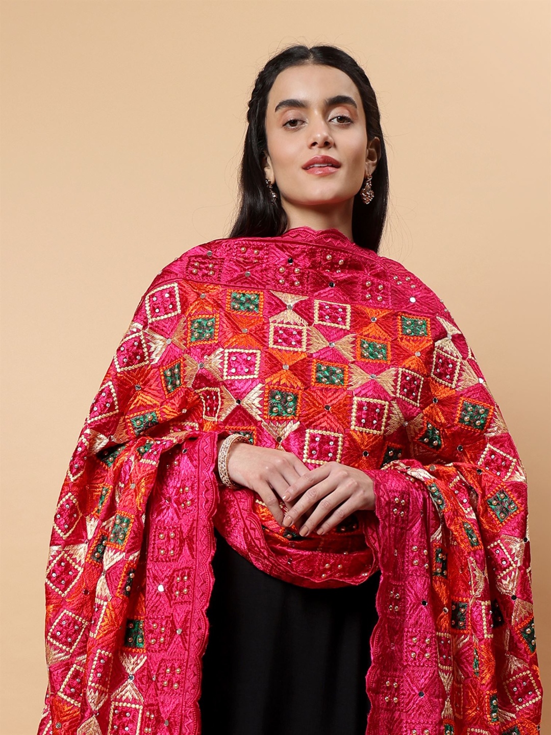 

Moda Chales Ethnic Motifs Embroidered Mirror Work Phulkari Dupatta, Magenta