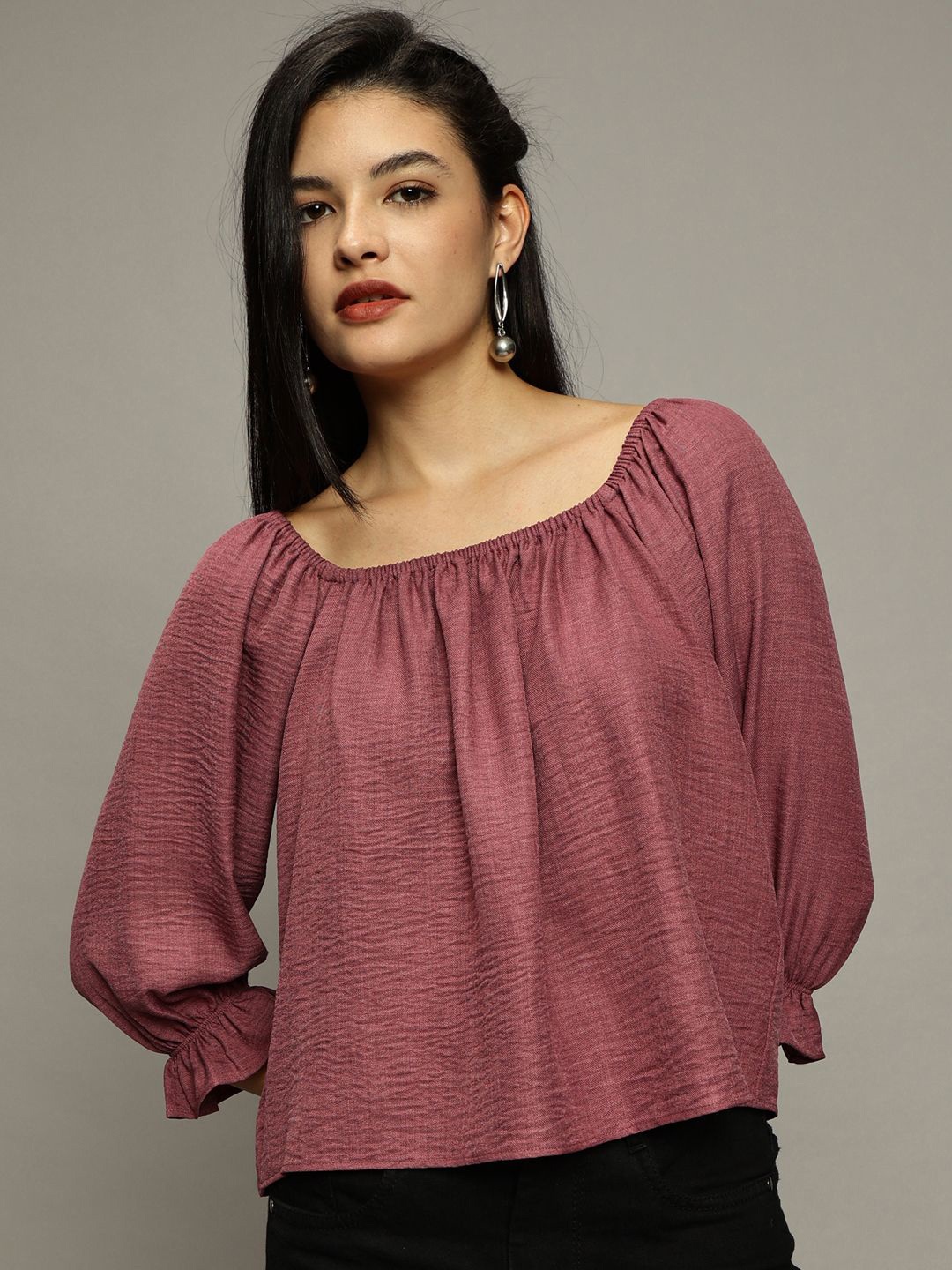 

The Roadster Lifestyle Co. Square Neck Bell Sleeves Top, Pink