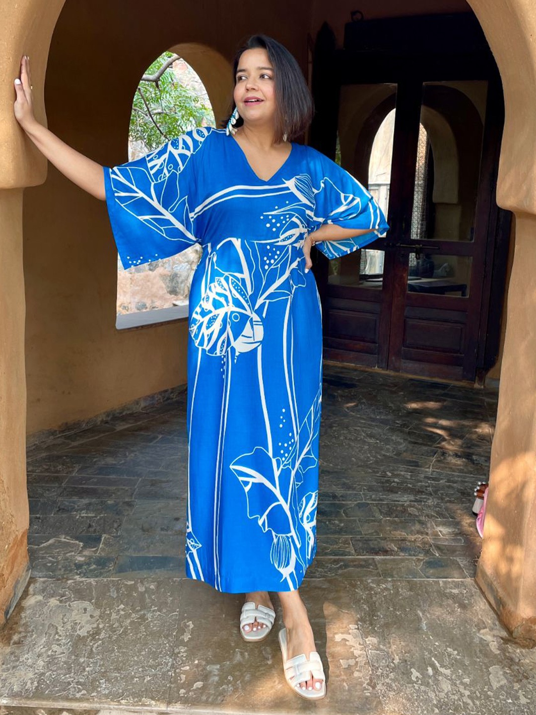 

Label Tanvee Women Tropical Printed Kaftan Maxi Dress, Blue
