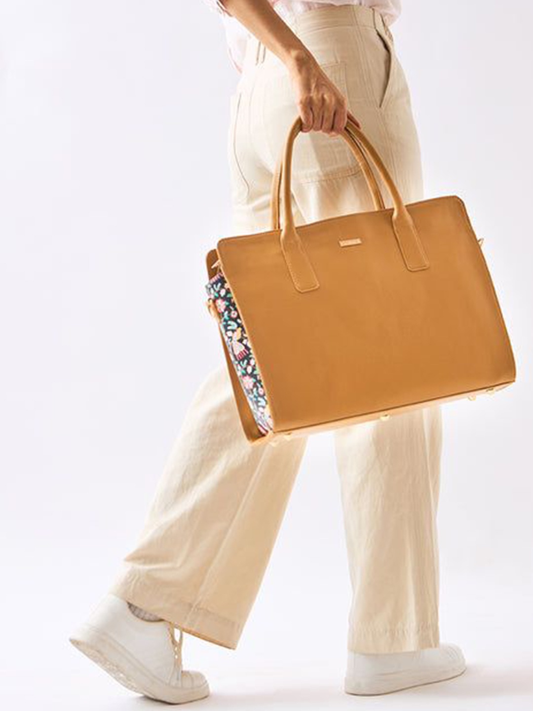 

Chumbak Amber Trail Work Tote, Beige