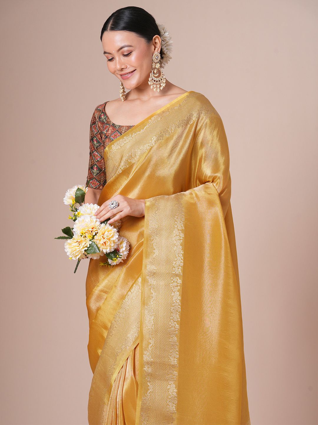 

House of Pataudi Woven Designed Saree With Blouse Piece, Gold