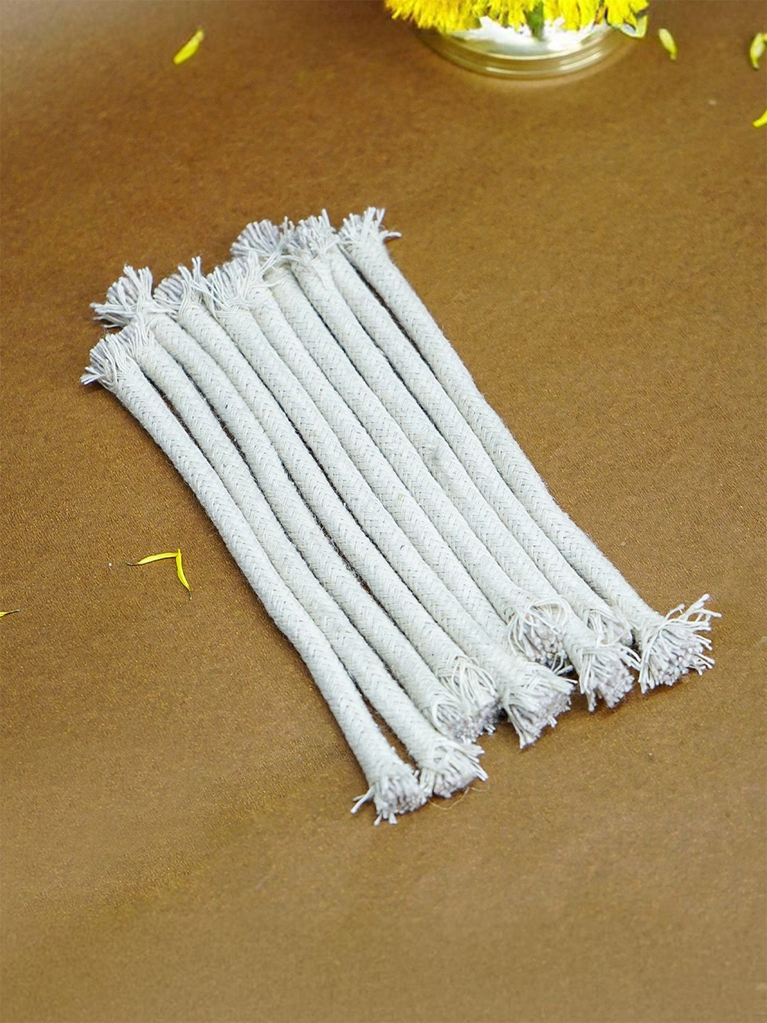 

Ekhasa White 10 Pieces Cotton Wicks for Akhand Jyot Diya Pooja Essentials