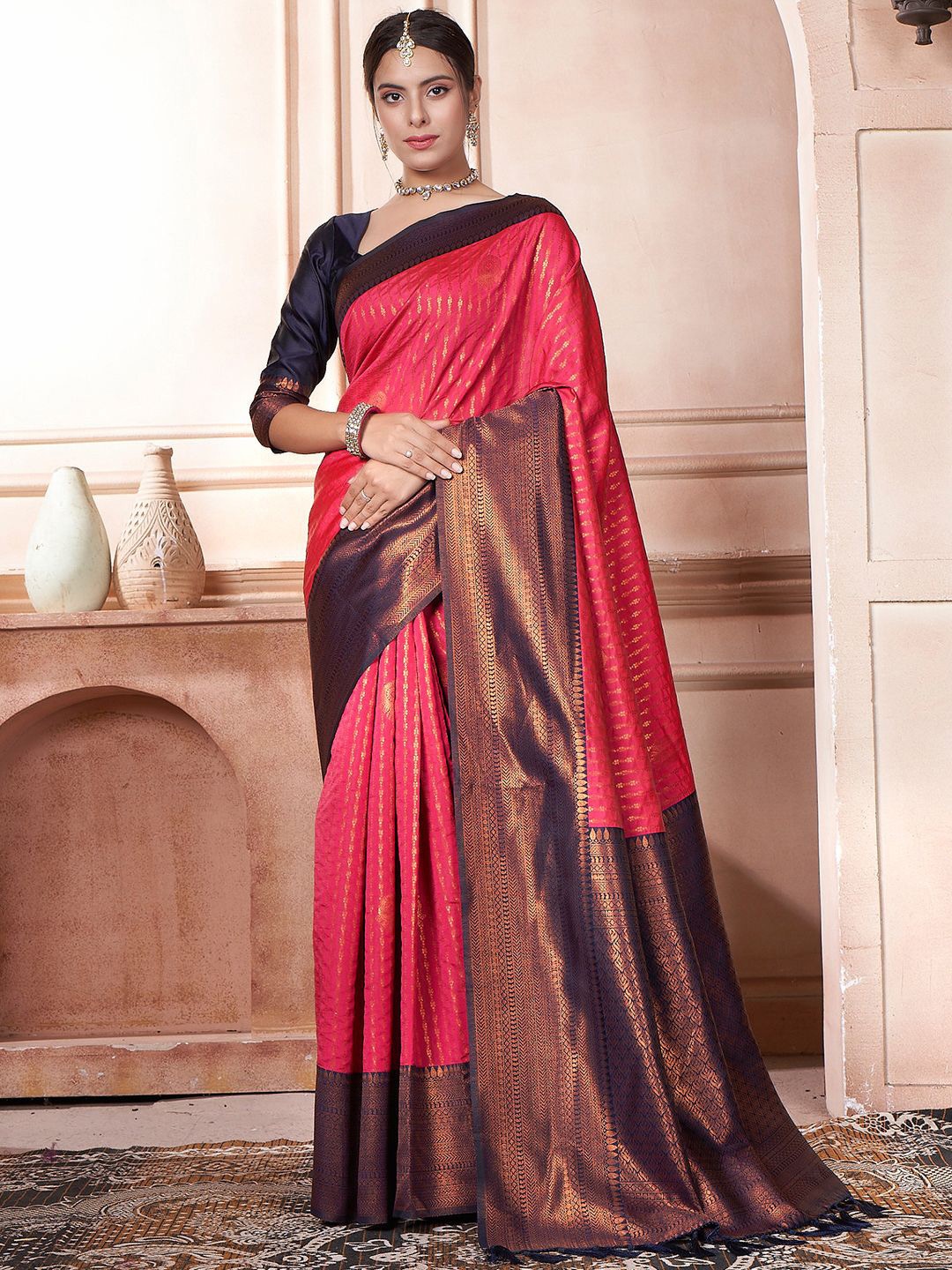 

Mitera Woven Design Zari Kanjeevaram Saree, Pink