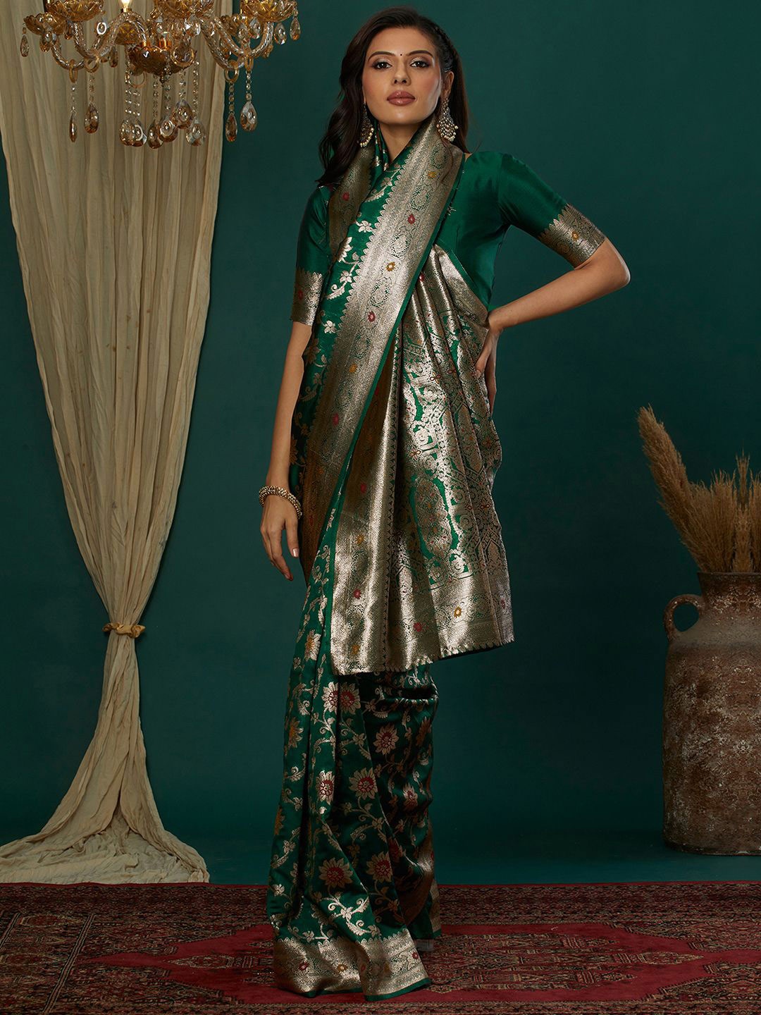 

Satrani Ethnic Motifs Zari Banarasi Saree, Green