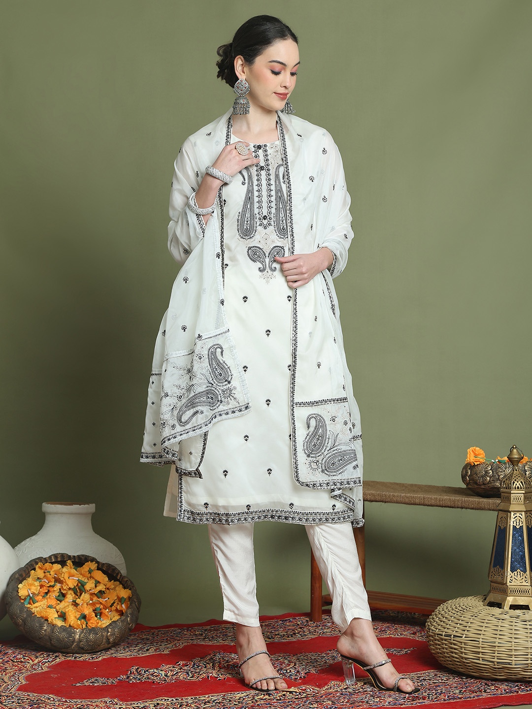 

Stylee LIFESTYLE Paisley Embroidered Round Neck Kurta With Trouser And Dupatta, White