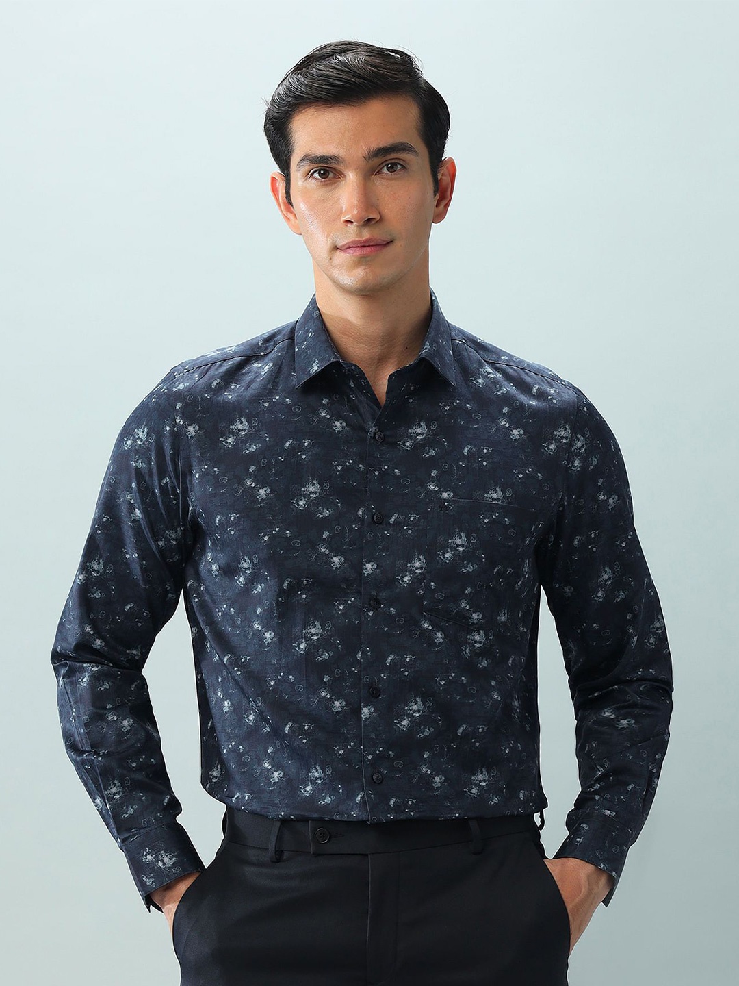 

Arrow Men Classic Floral Opaque Printed Casual Shirt, Blue