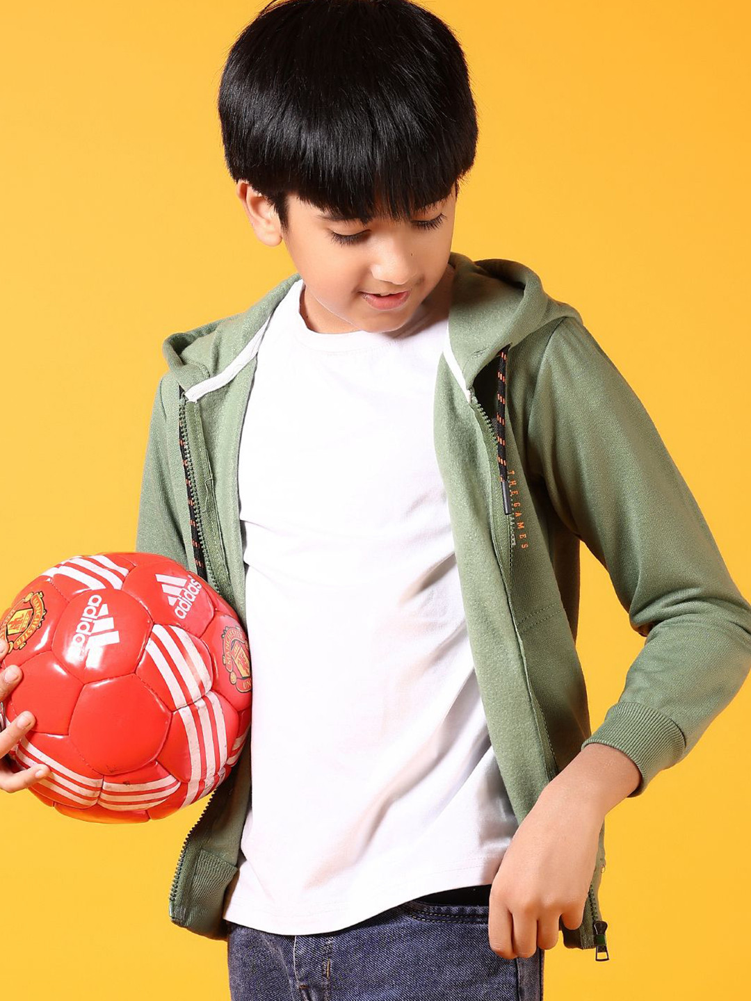 

V-Mart Boys Printed Sweatshirt, Green