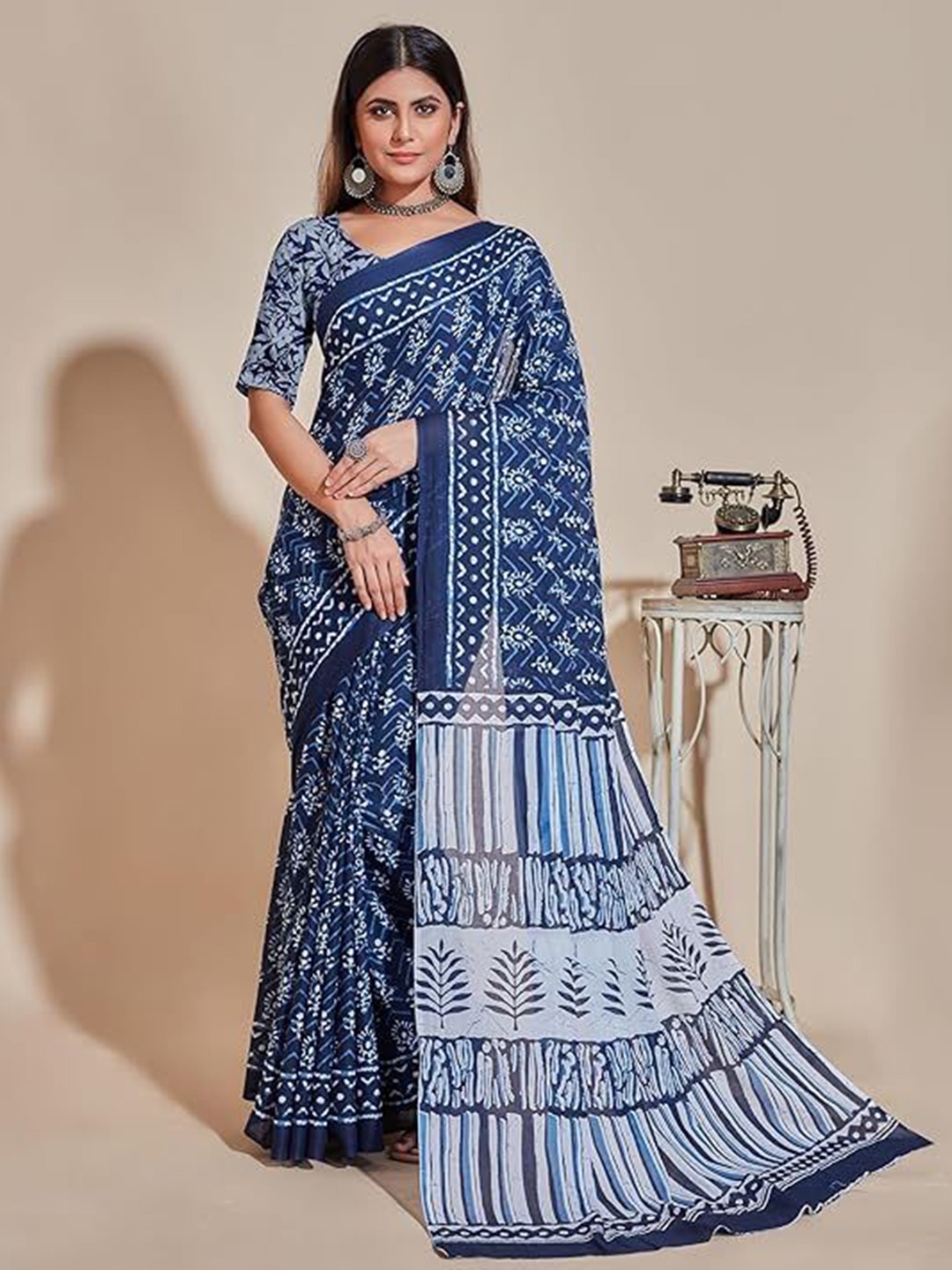 

Craft Musium Floral Pure Cotton Bagru Saree, Blue