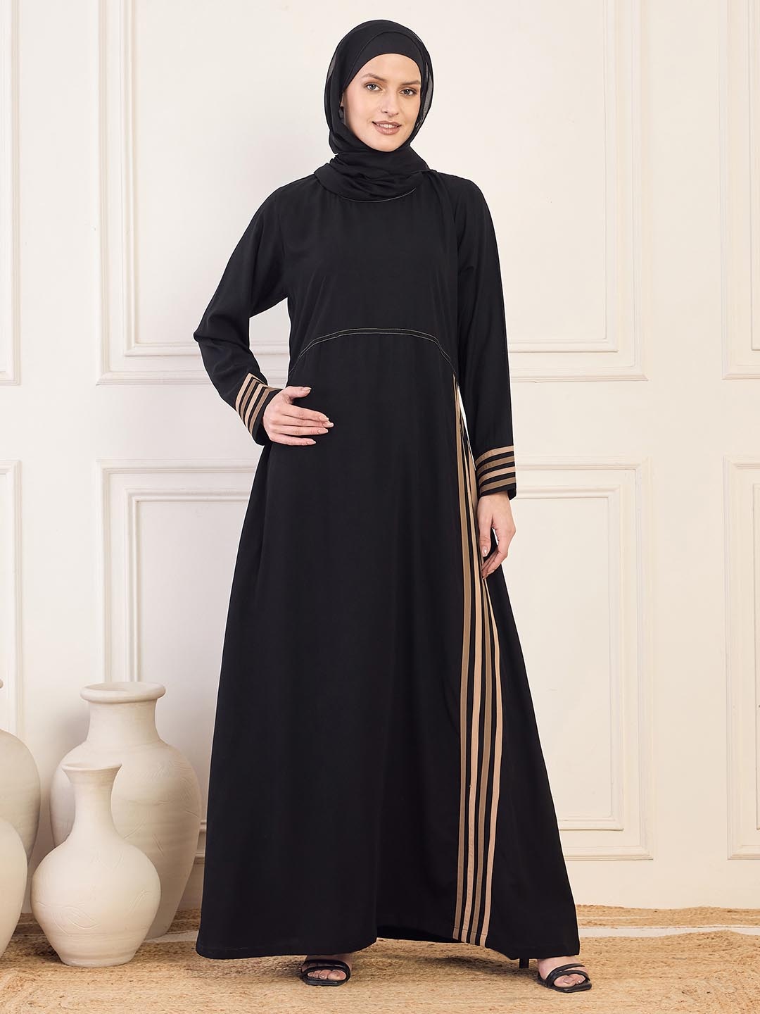 

NABIA Women Solid Abaya Burqa, Black