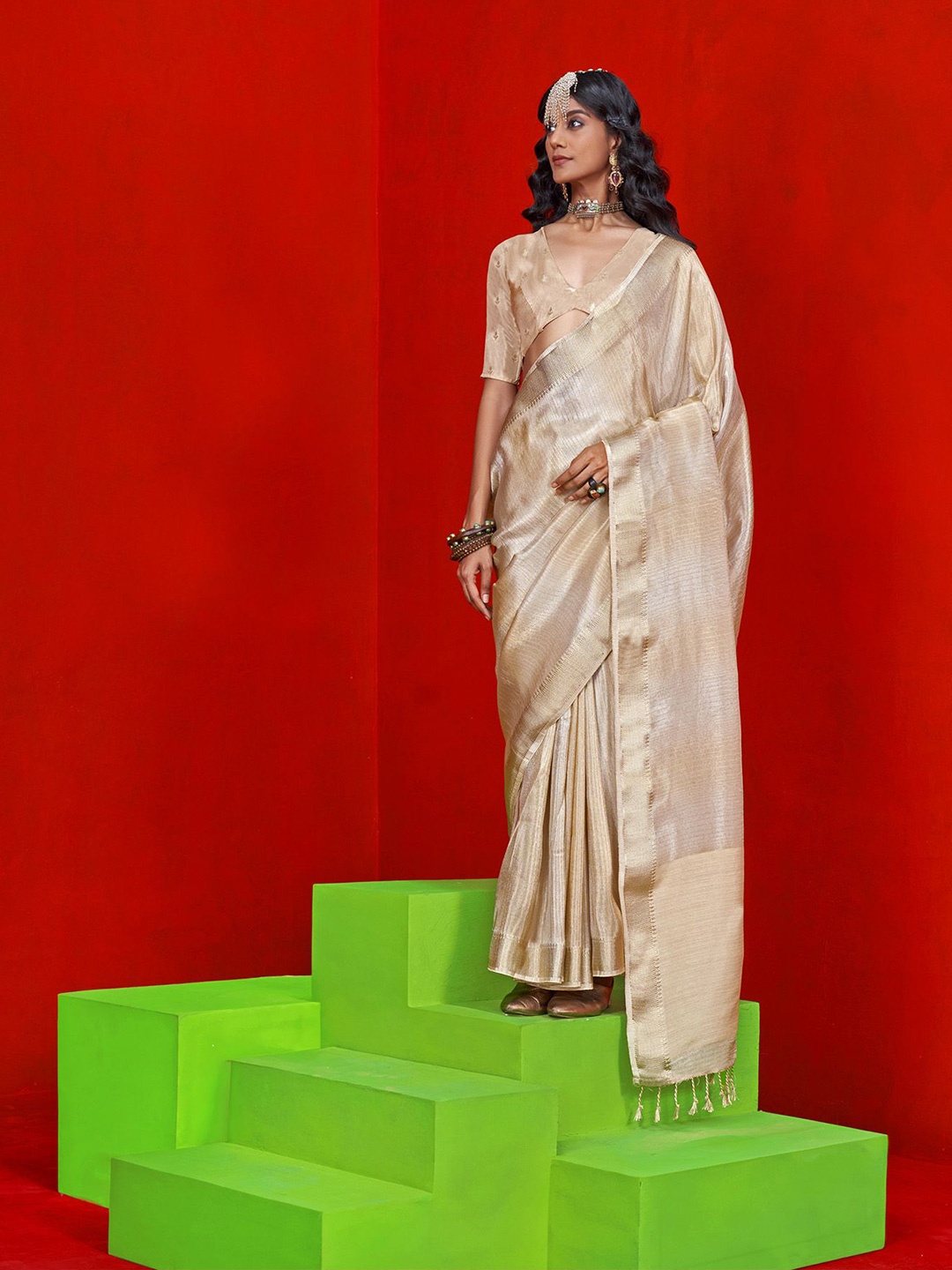 

elora Woven Design Tissue Saree, Beige