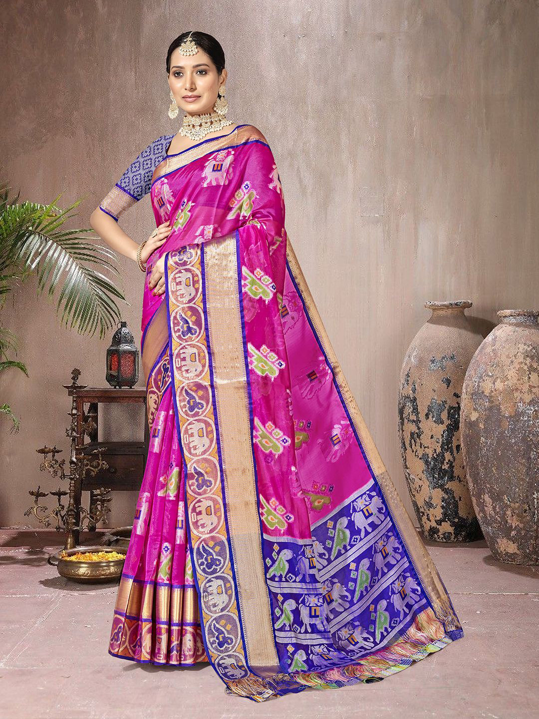 

sagarika Woven Design Zari Organza Kanjeevaram Saree, Pink