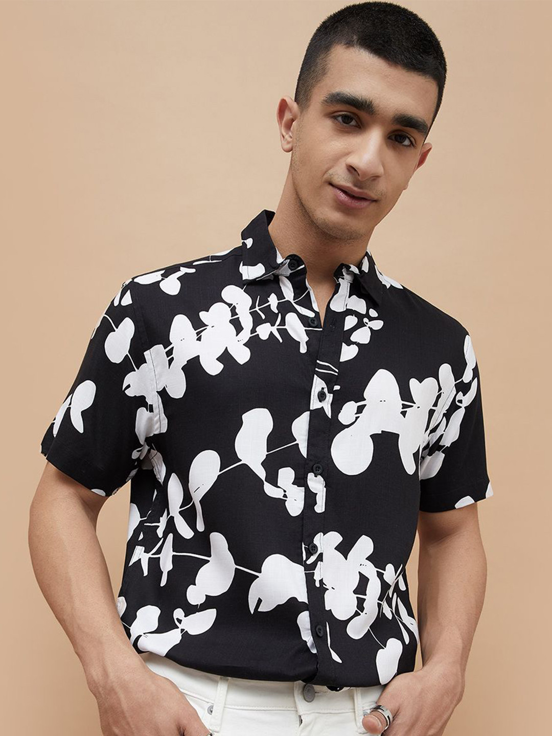 

Fame Forever by Lifestyle Men Spread Collar Abstract Printed Casual Shirt, Black