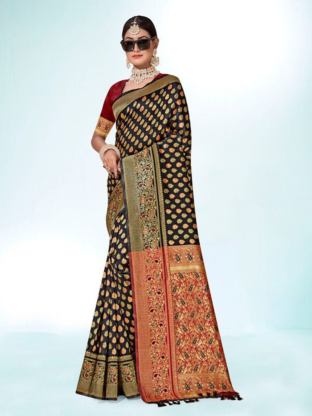 

sagarika Ethnic Motifs Zari Kanjeevaram Saree, Black