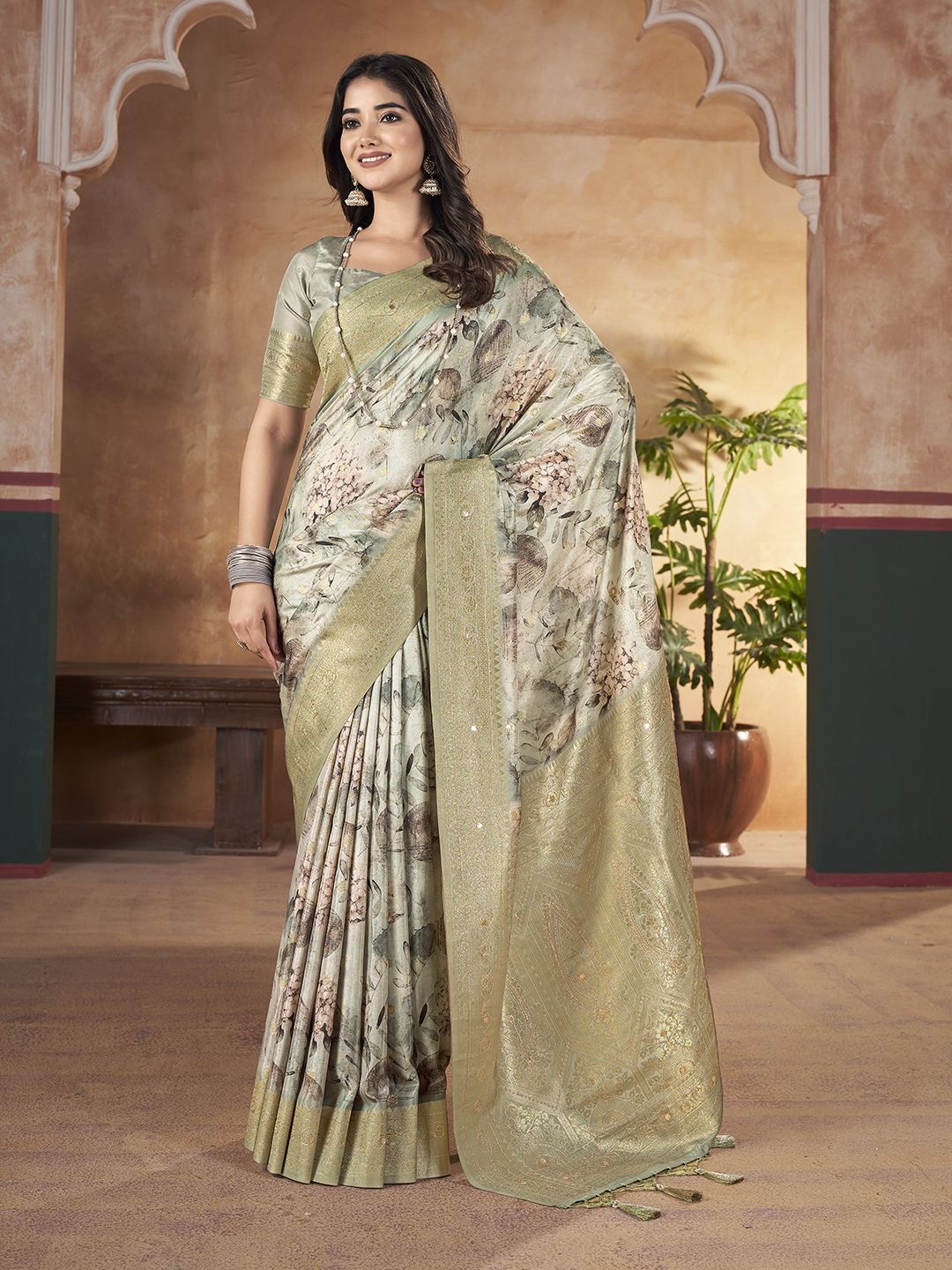 

Mitera Ethnic Motifs Banarasi Saree, Olive