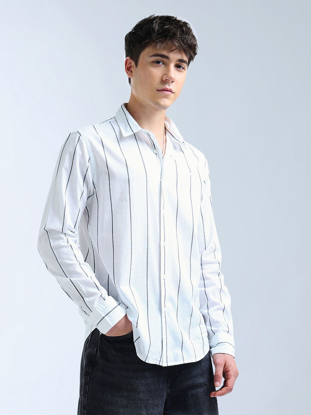 

Flying Machine Classic Striped Spread Collar Twill Pure Cotton Casual Shirt, White