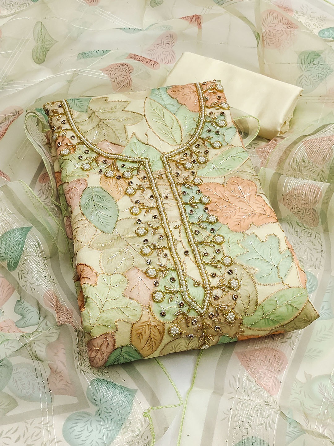 

HERE&NOW Floral Embellished Sequinned Work Organza Unstitched Dress Material, Green