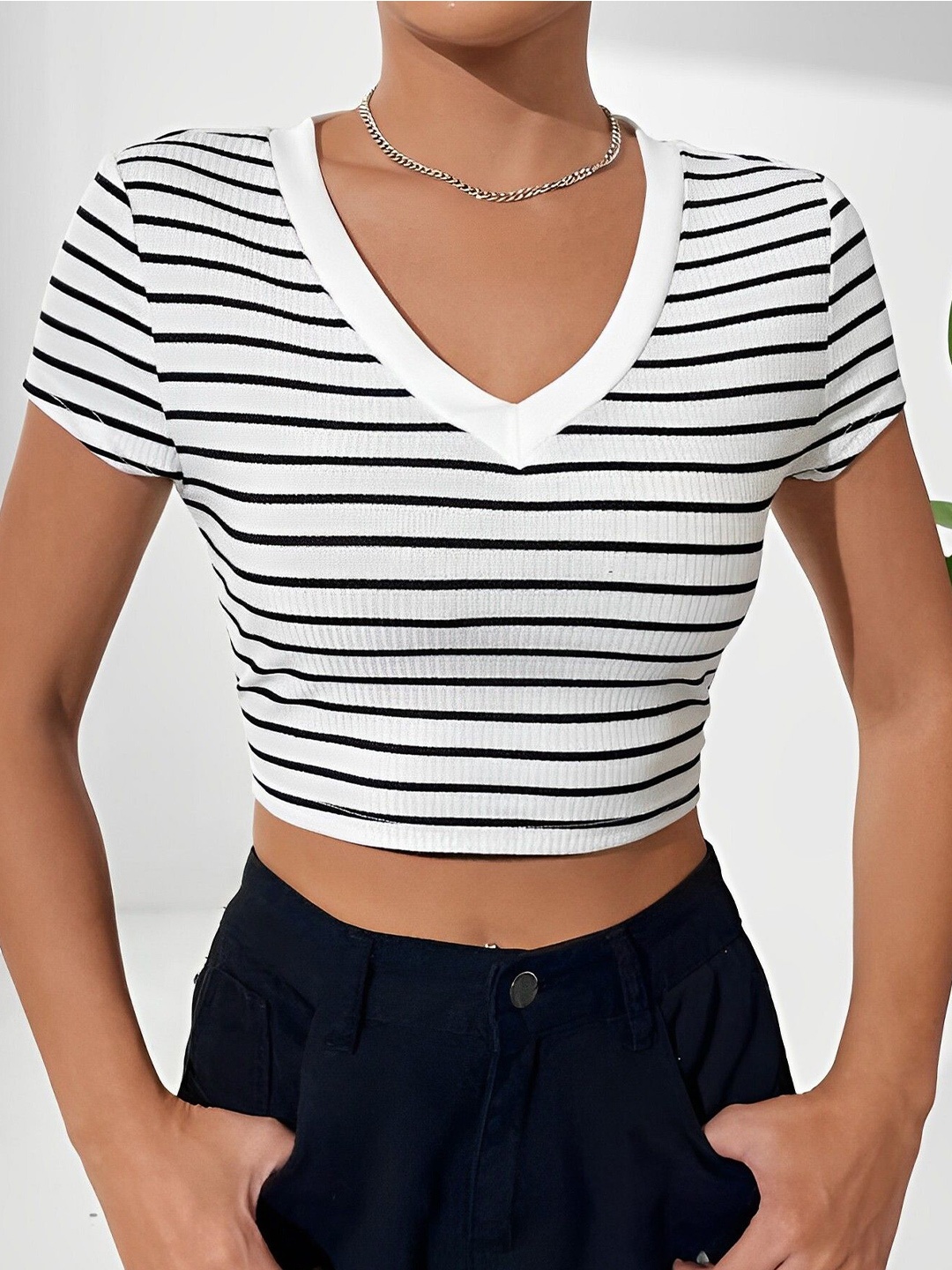 

sollobell Striped Cotton Crop Top, White