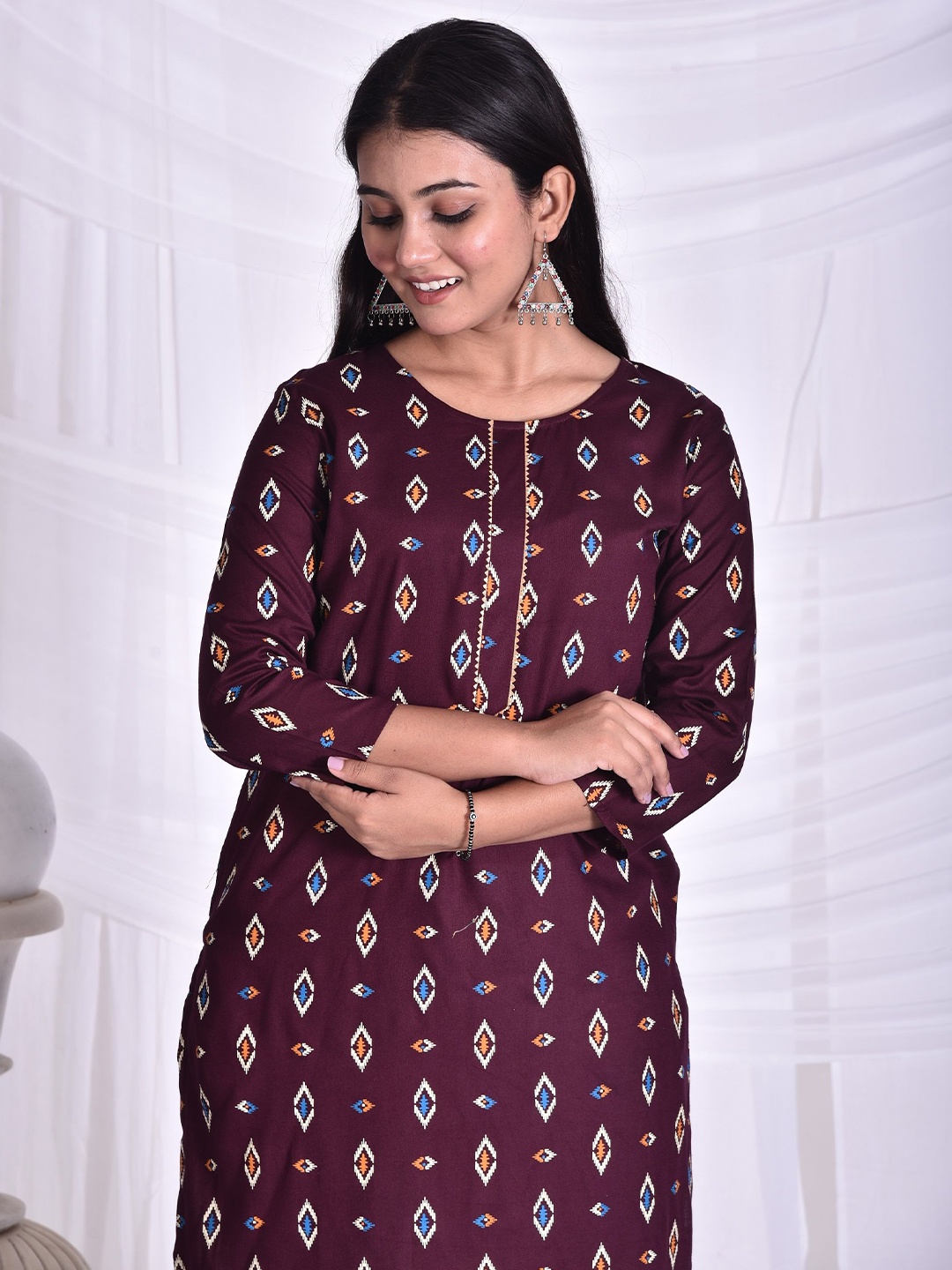 

Rashmi Shree Creation Women Printed Round Neck Kurta, Maroon