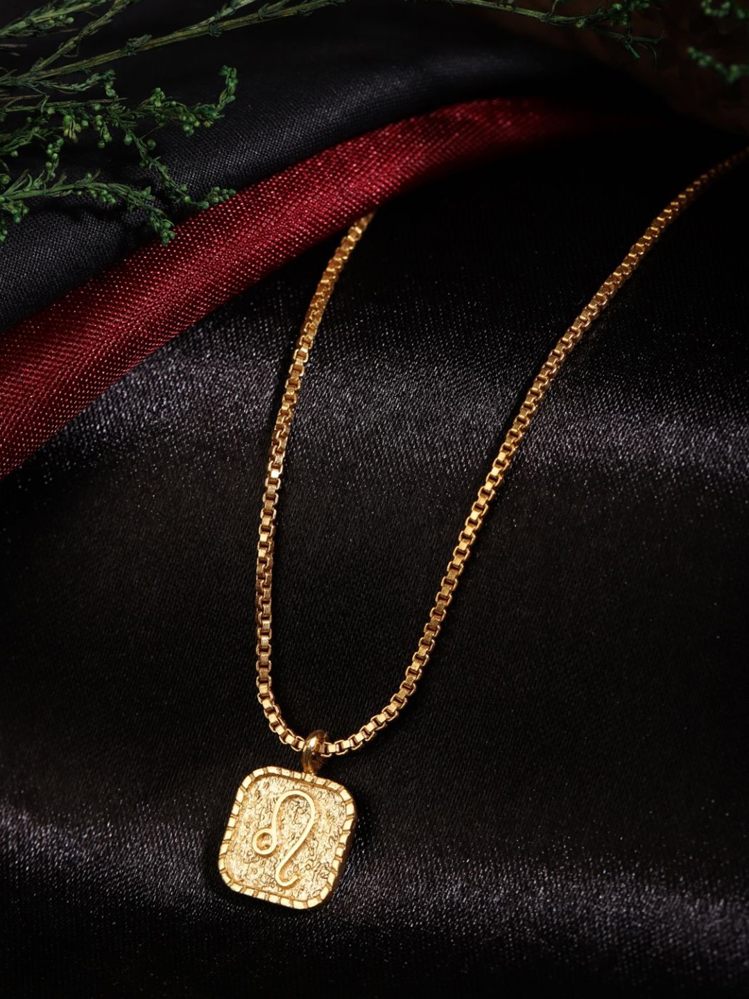 

Berserk Gold-Plated Leo Pendant With Chain
