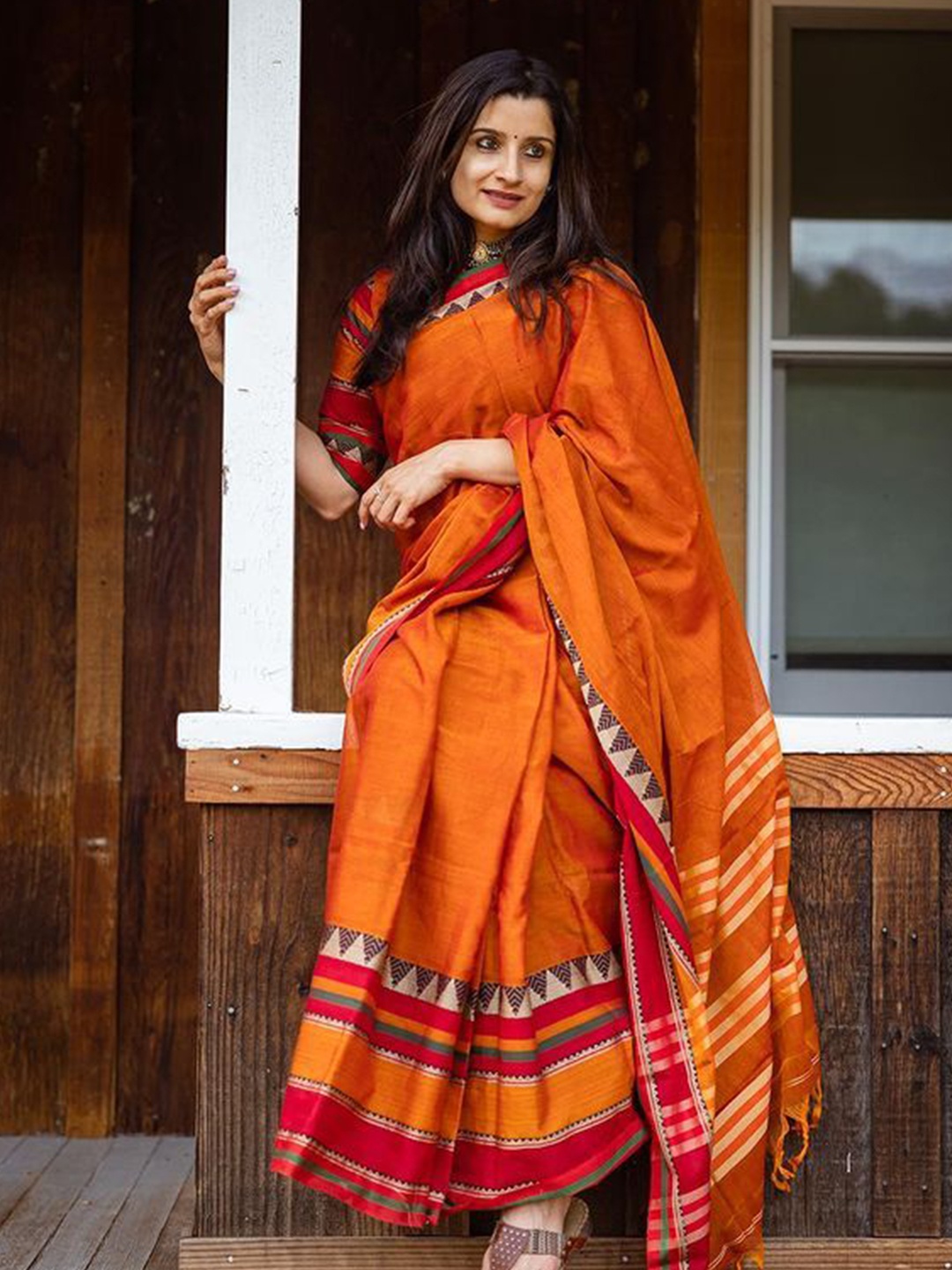 

DEVIKA TEXTILES Woven Design Pure Cotton Narayan Peth Saree, Orange