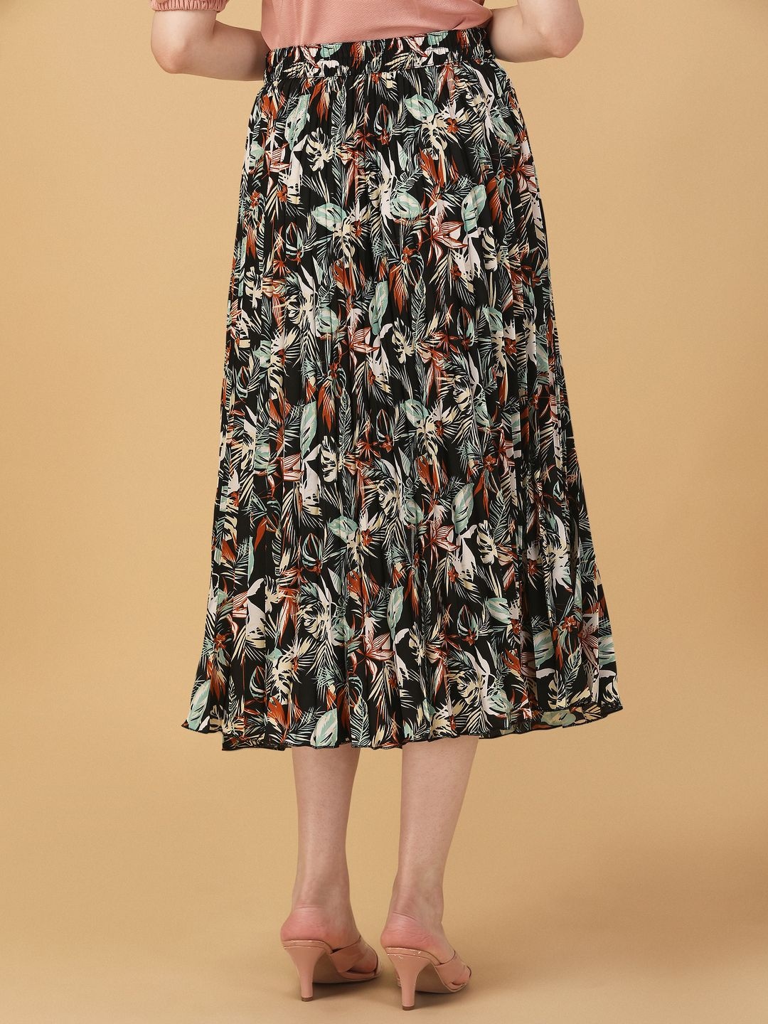 

ZWERLON Women Printed Pleated A-line Midi Skirt, Black